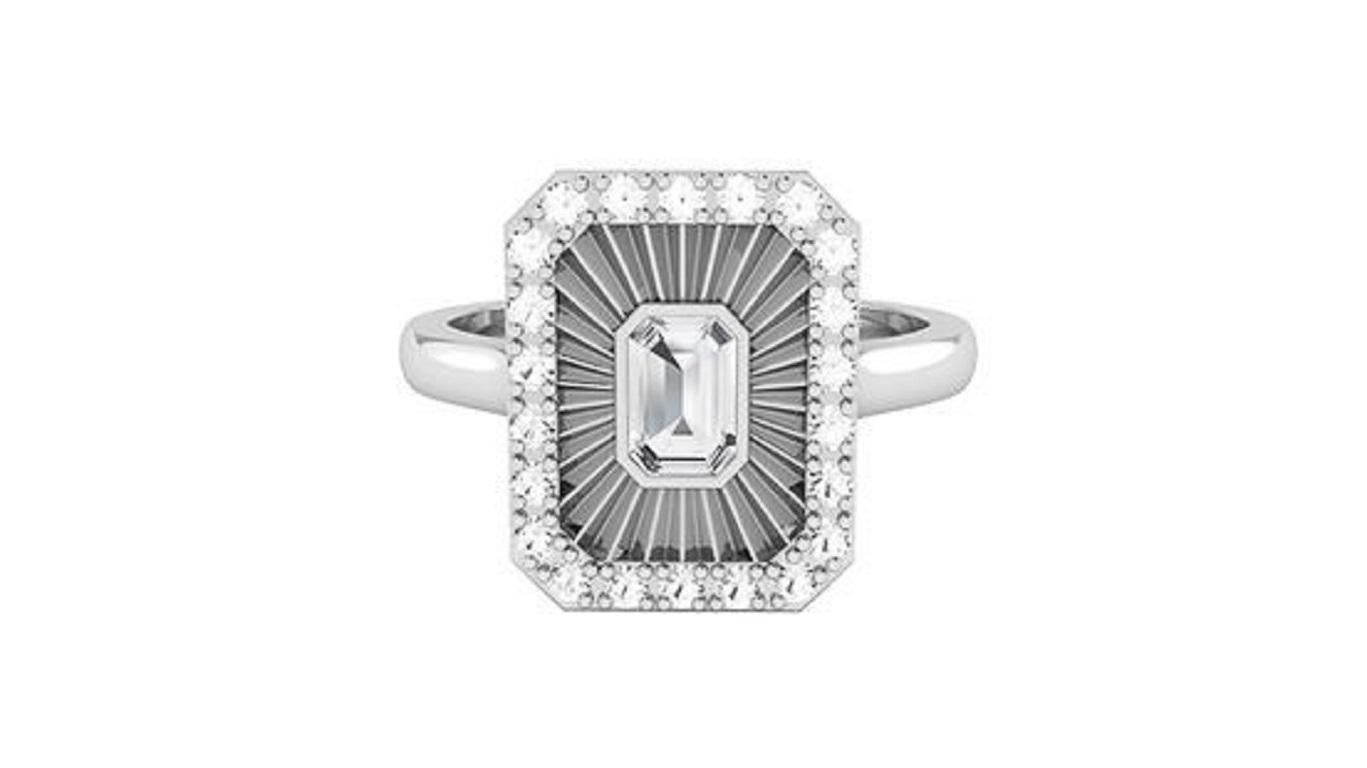 Contemporary Tanisa Nahata Diamond 0.46ct. Mirror Fancy Ring in 18Karat Gold. For Sale