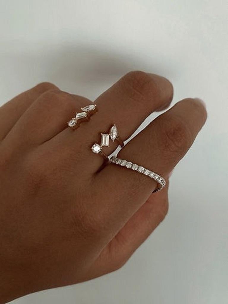 Contemporary Tanisa Nahata Diamond 0.53ct. Twist Band Ring in 18Karat Gold. For Sale