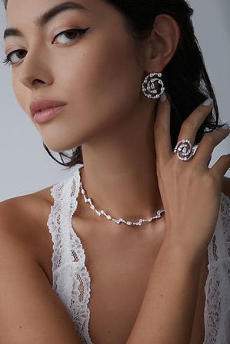 Donna Tanisa Nahata Ocean Wave Hoops Diamanti 7,20ct. Orecchini in oro 18 carati. in vendita