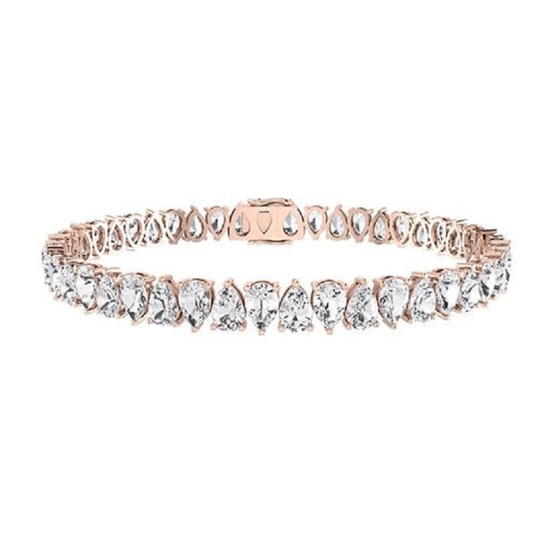 Contemporain Tanisa Nahata Twin Pear Diamond 8,08 carats. Bracelet tennis en or 18 carats en vente