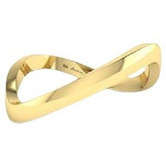 Anello a fascia in oro Tanisa Nahata Plain Twist in oro 18 carati.