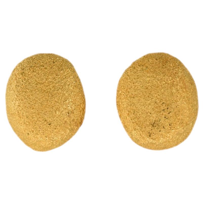 'Tanit' Sculptural Gold-Plated Bronze Earrings - Unique Piece For Sale