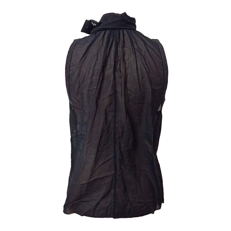 Nylon Black color Plissé Length shoulder/hem cm 60 (236 inches) Marc Jacobs size 6
