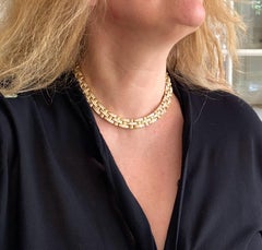 Tank Necklace with Diamonds in 18 Carat Yellow Gold