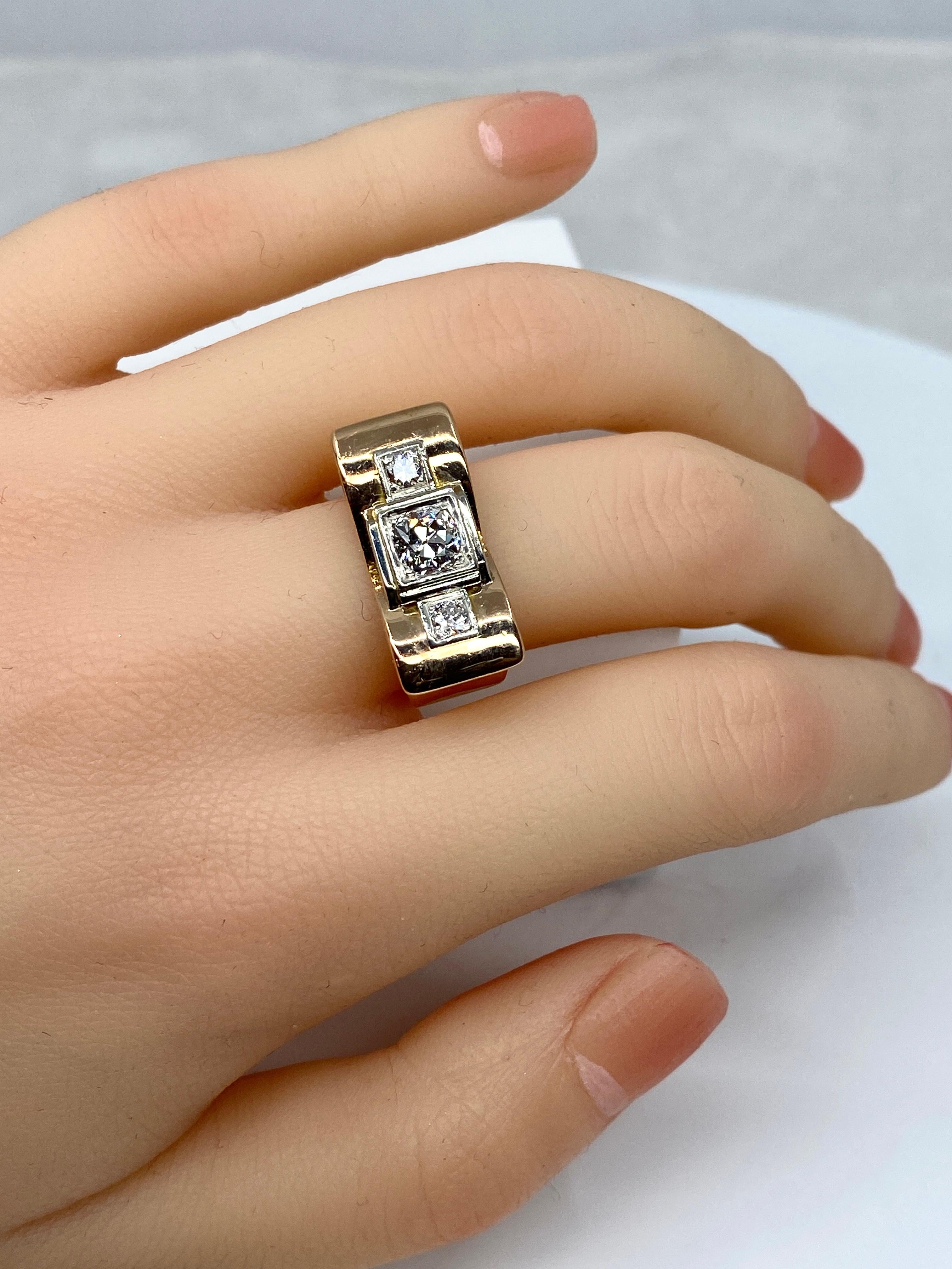 TANK ring in 18 carat gold set with 3 diamonds  3