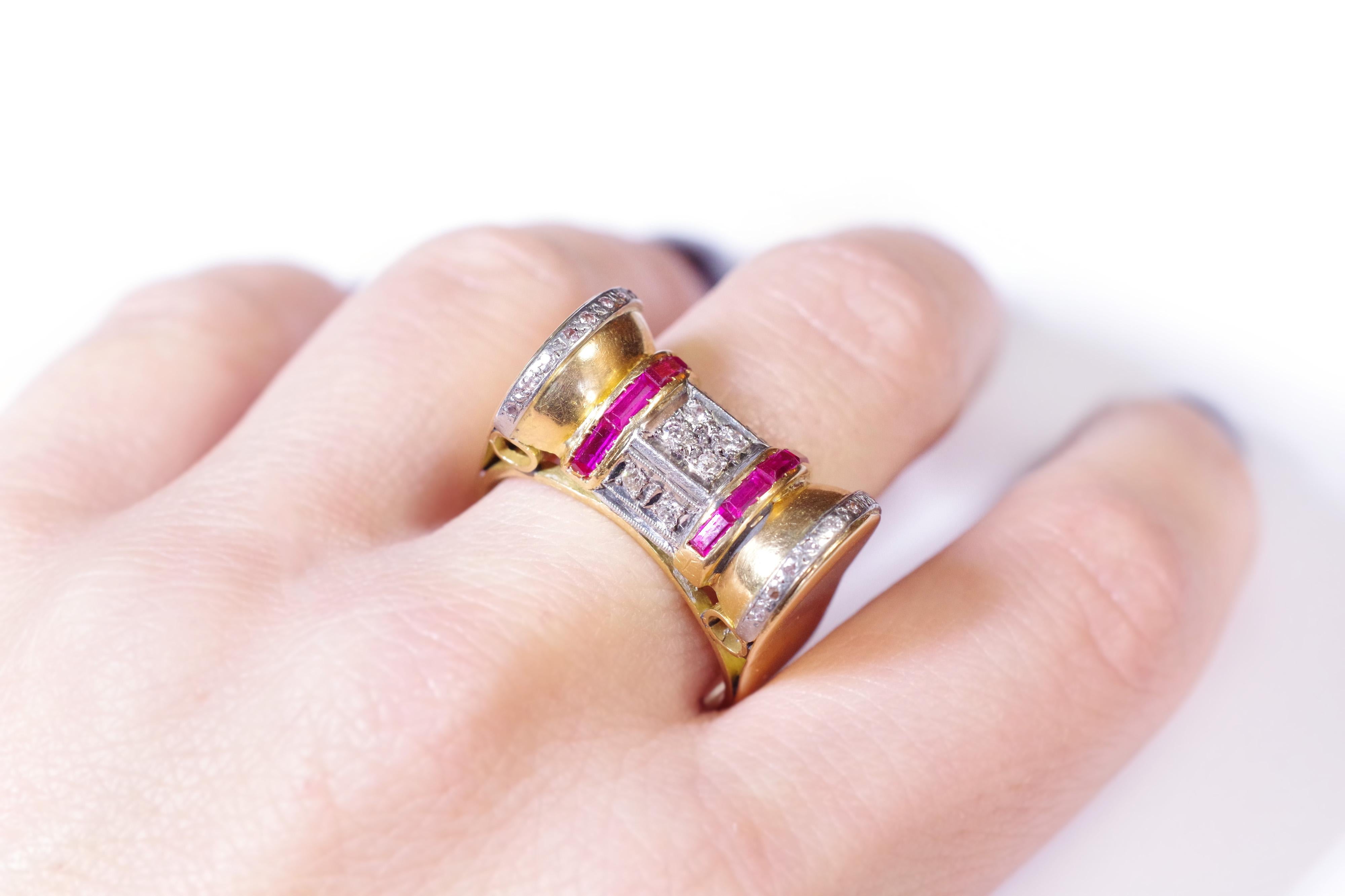 Brilliant Cut Tank Ruby Diamond Scroll Ring in 18k Gold For Sale