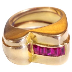 Tank Ruby Ring in 18k Rose Gold, Vintage Retro Ring Gold Ruby