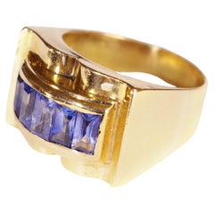 Tank sapphire ring in 18k gold, retro sapphire ring