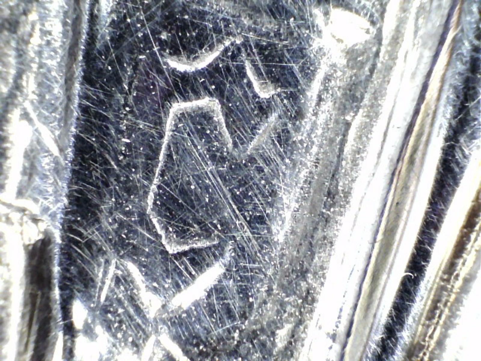 Tasse en argent Charles II, John Ruslen, Londres, 1680 en vente 8