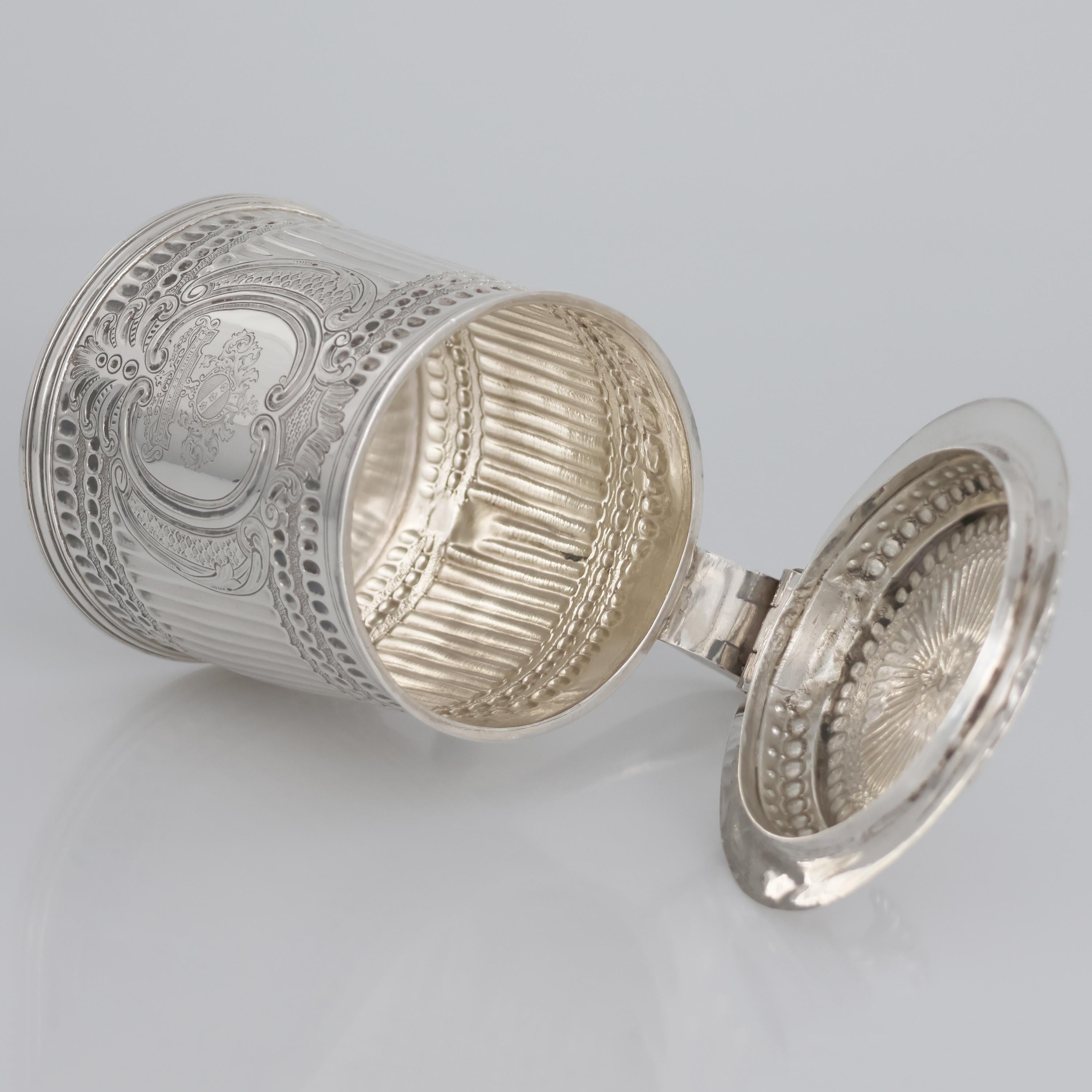 Argent sterling Tasse en argent Charles II, John Ruslen, Londres, 1680 en vente