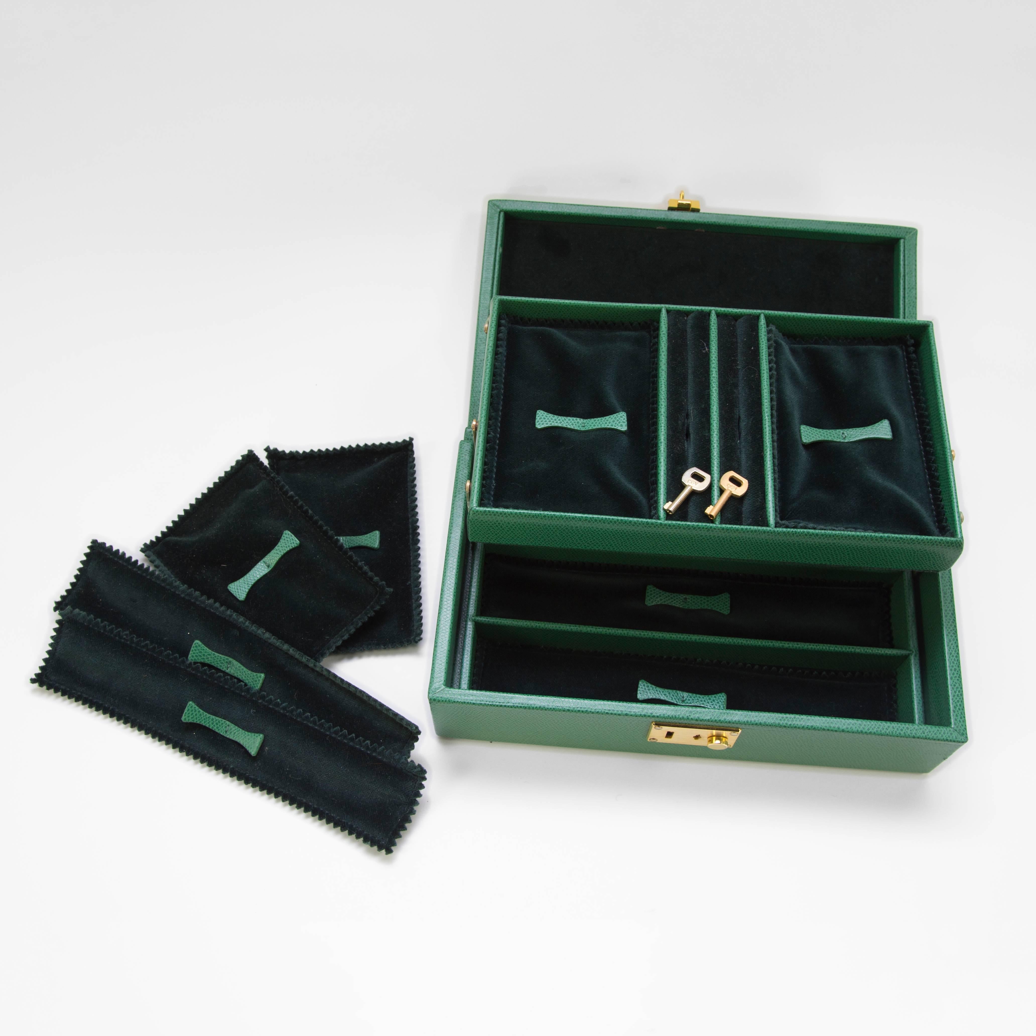 Moderne Tanner Krolle Boîte à bijoux en cuir vert Londres:: Angleterre