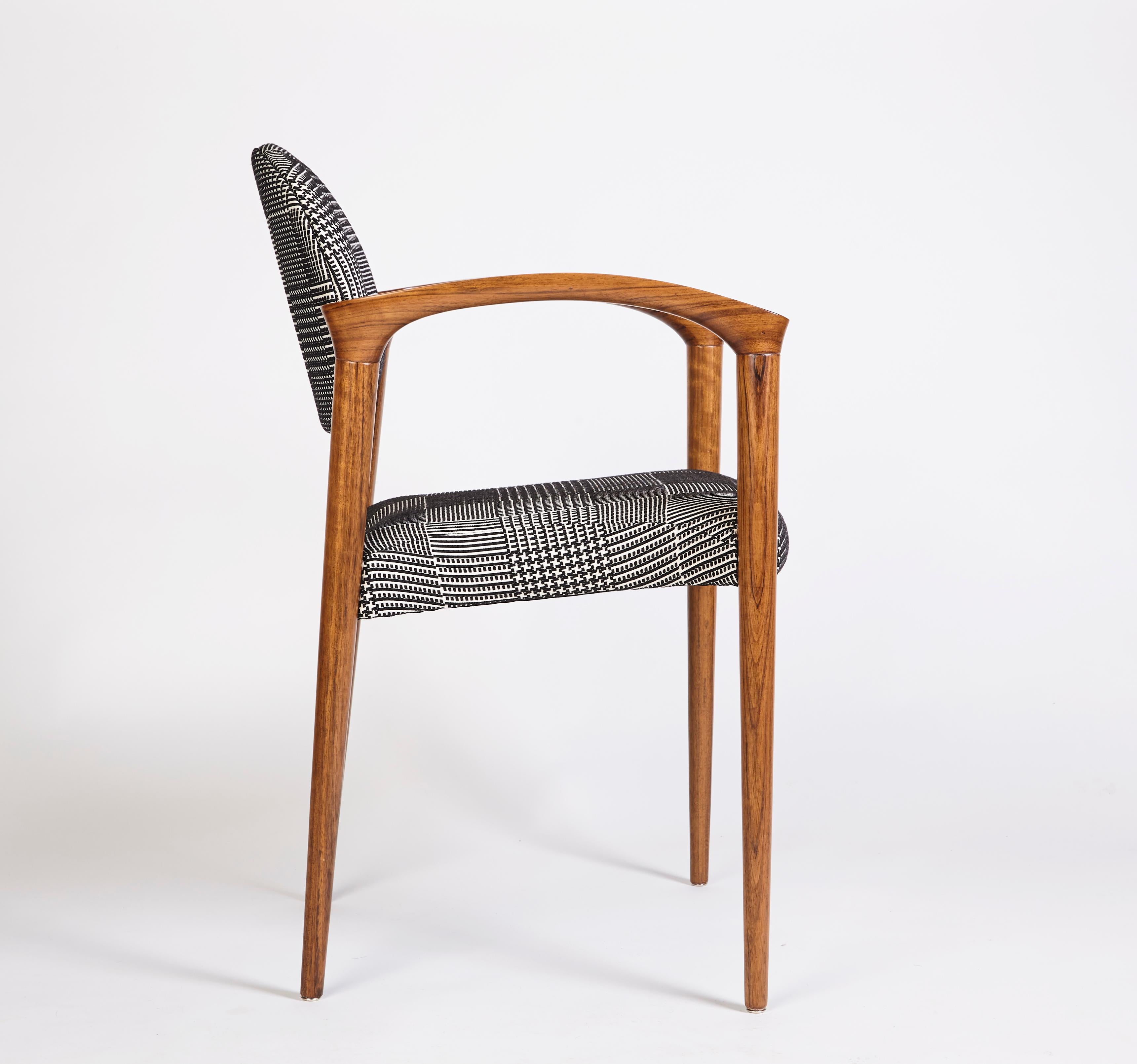 Portuguese Tanoco Chair by DUISTT  For Sale