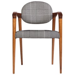 Tanoco Chair, Satin Mutenye Wood, Handcrafted in Portugal by Duistt