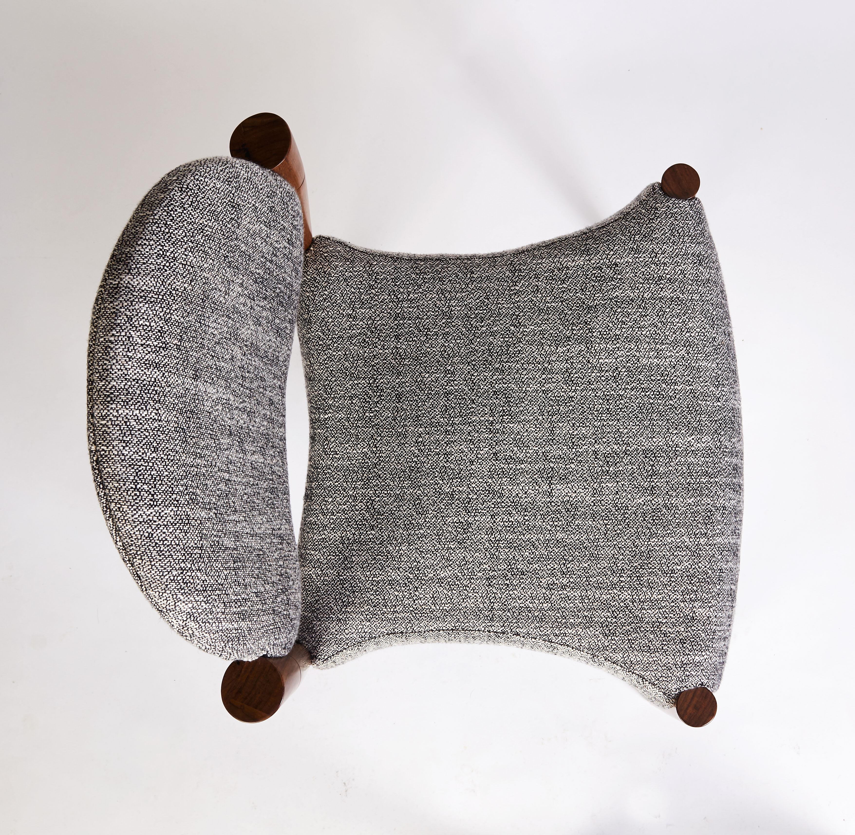 Tissu Petite chaise Tanoco, en bois de Mutenye satiné, fabriquée à la main au Portugal par Duistt en vente