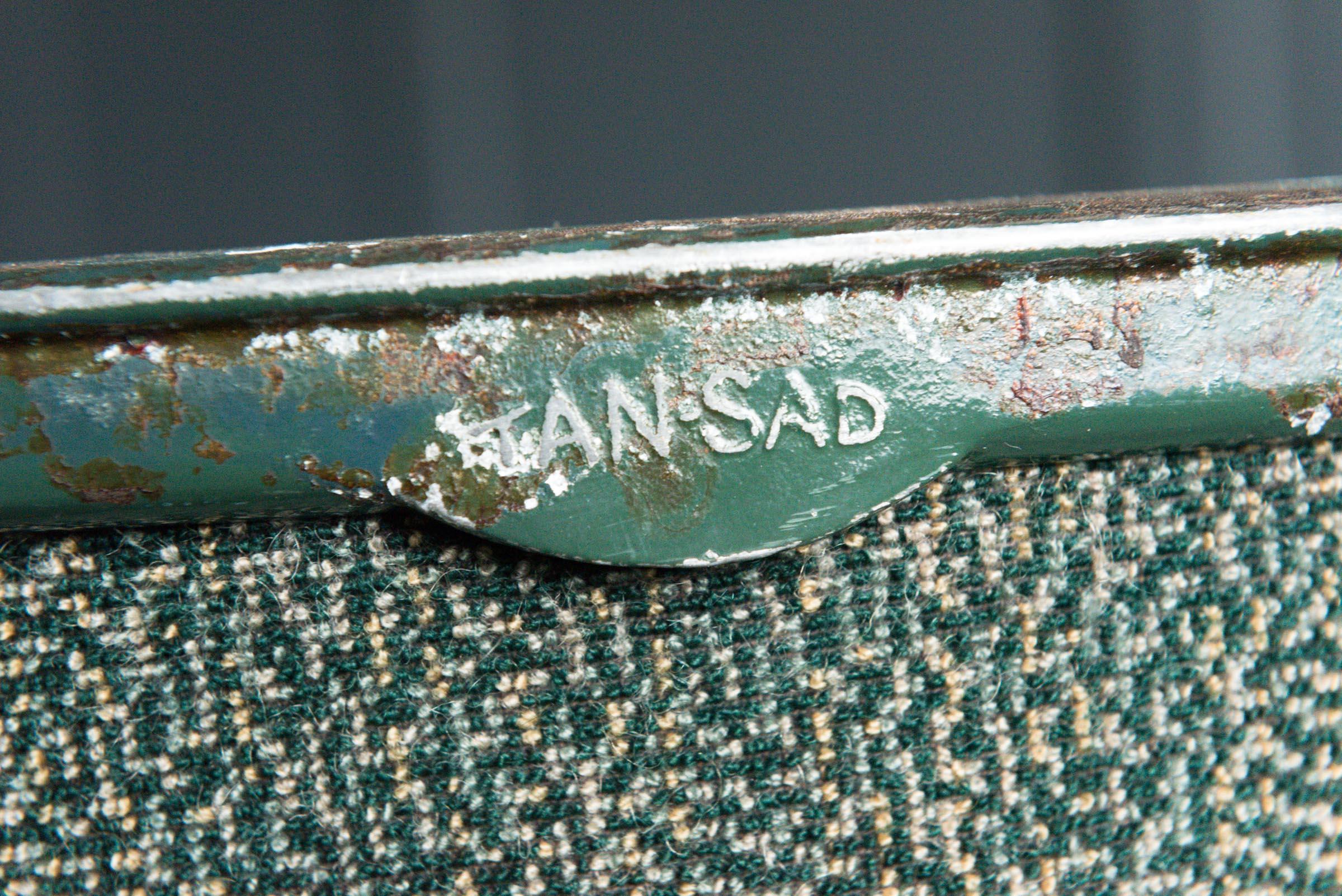 Chaise de bureau Tansad en tissu bouclé vert original en vente 3