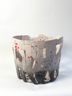 Ceramic basket or blanket chest for plants and interior-accessoires