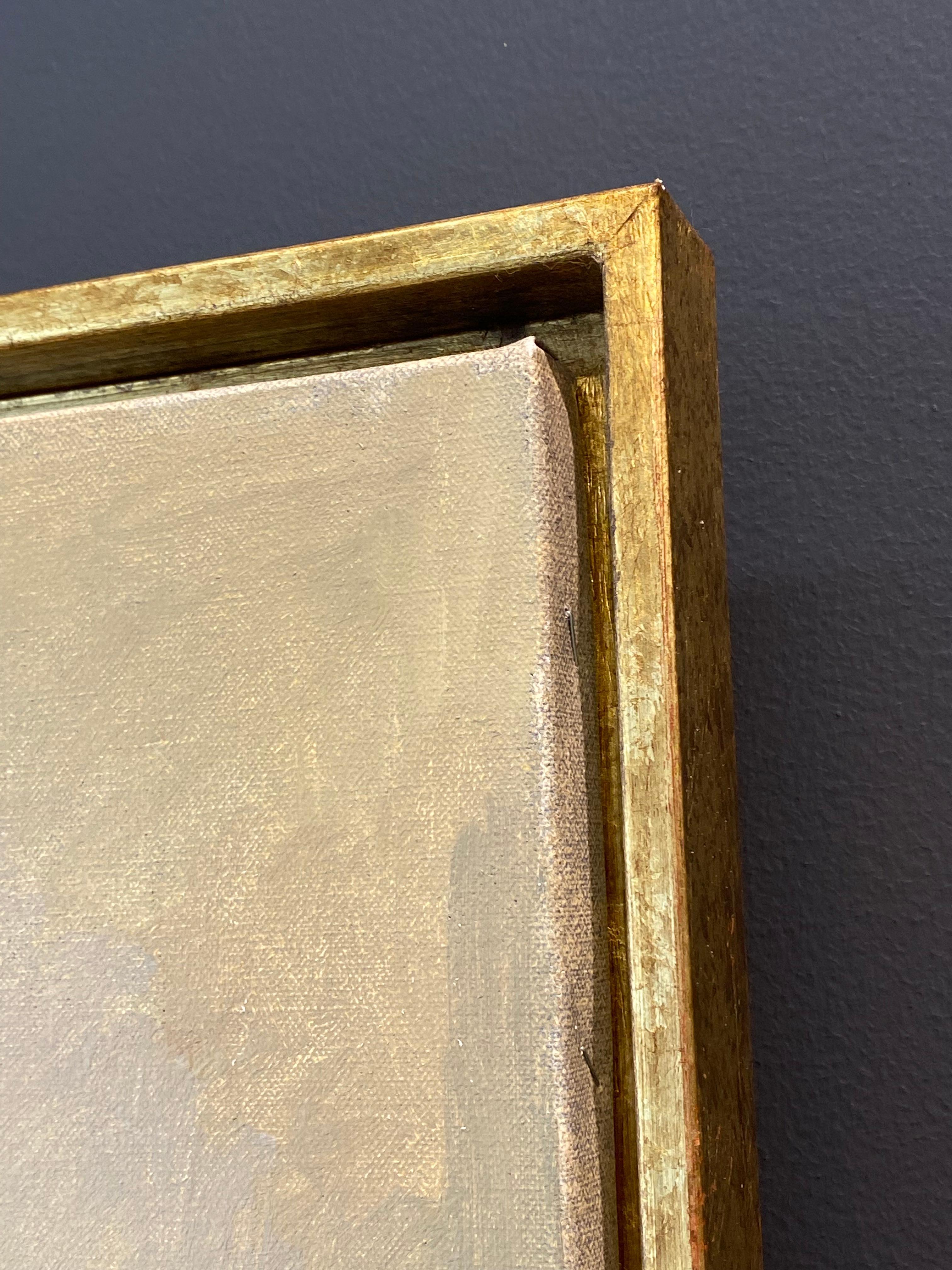 Portrait classique contemporain d'une femme du 21e siècle. en vente 5