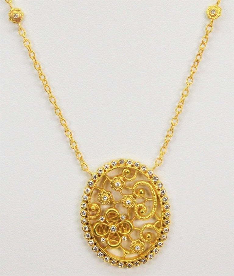 Tanya Farah Multi Diamond Four Petal Flower 18K Gold Pendant Necklace ...