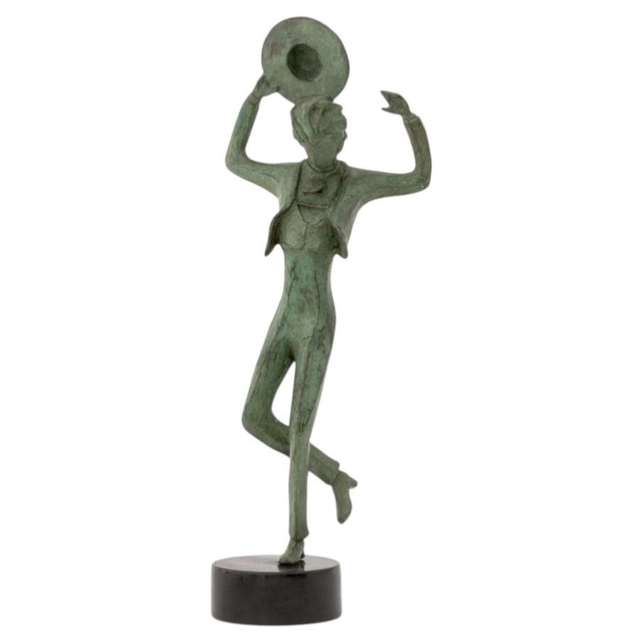 Tanya Poust, danseuse de flamenco – Sculpture en bronze patiné vert-de-gris en vente