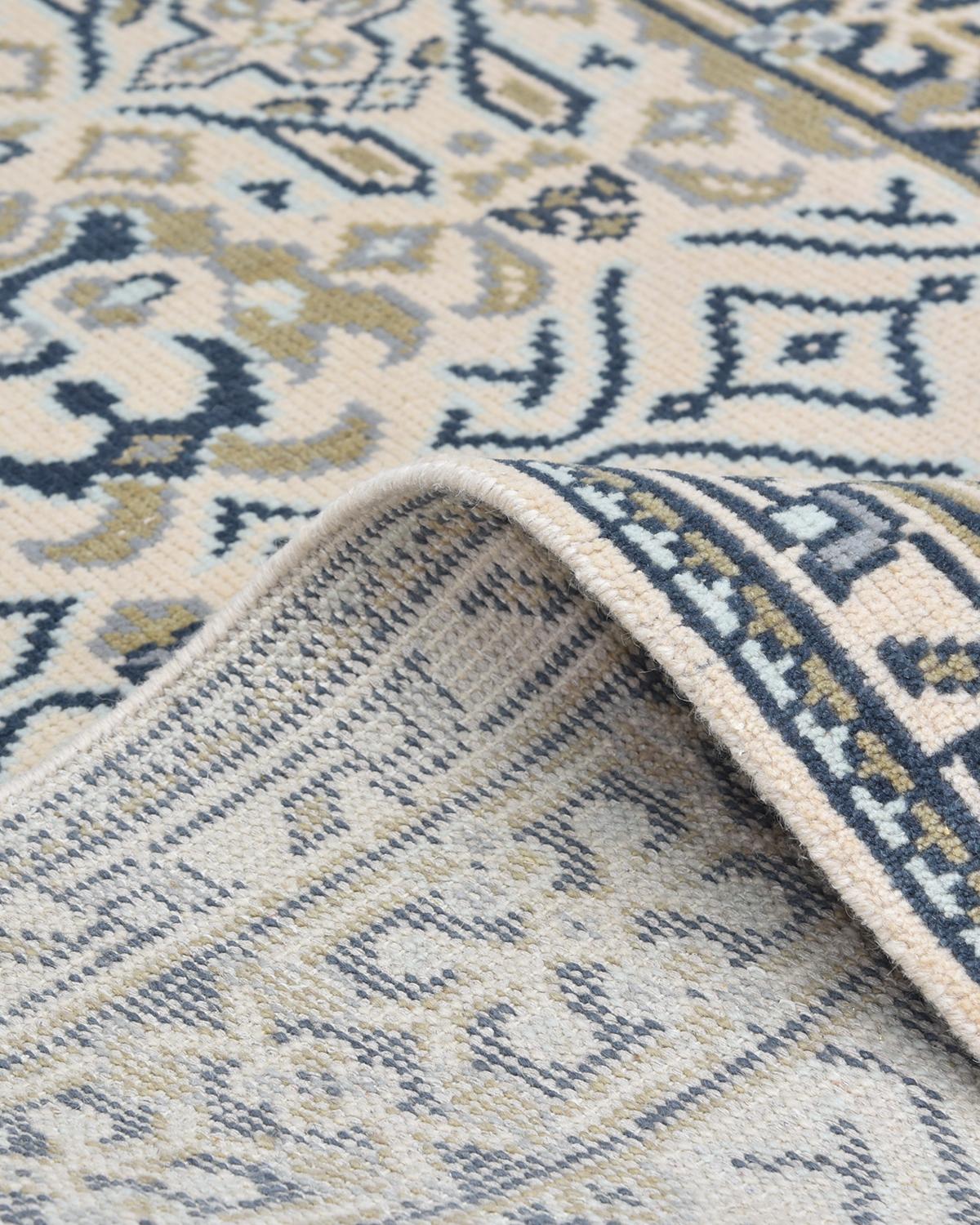 traditional patterned carpets