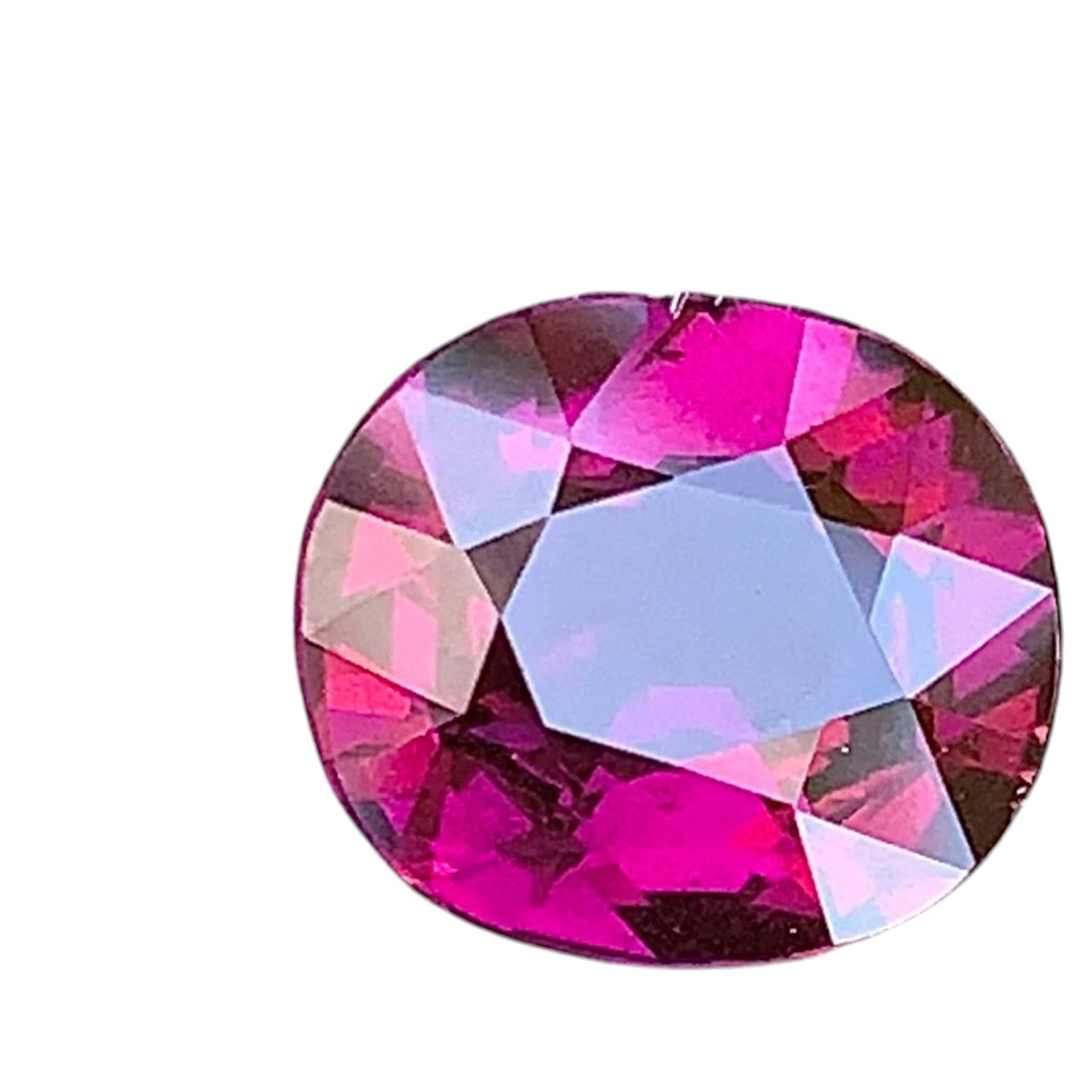 Tanzania Natural Pink Garnet Gemstone: 2.46 Carat Faceted For Ring For Sale