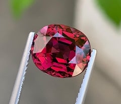 Gemma di granato carminio ricco naturale della Tanzania: 5,43 carati sfaccettati per anello