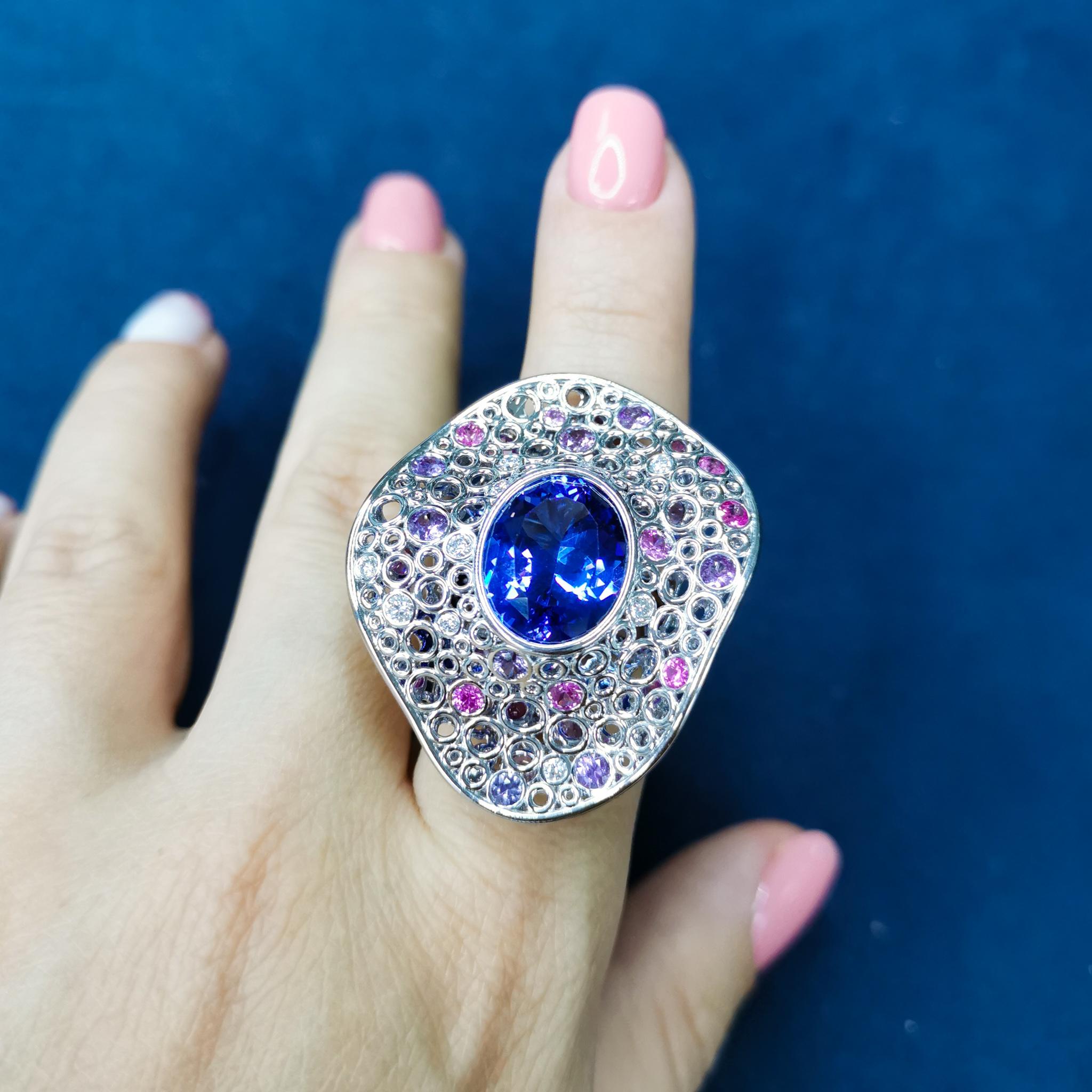 Tanzanite 12.42 Carat Diamonds Sapphires 18 Karat White Gold Bubbles Ring For Sale 3