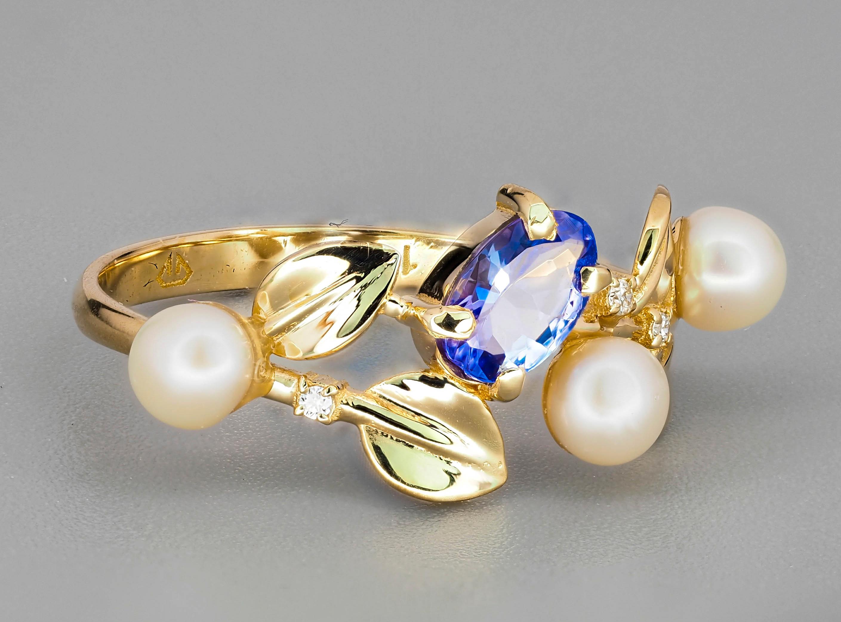 Im Angebot: Tansanit 14 Karat Gold Ring, Tansanit, Perlen und Diamanten Goldring () 2