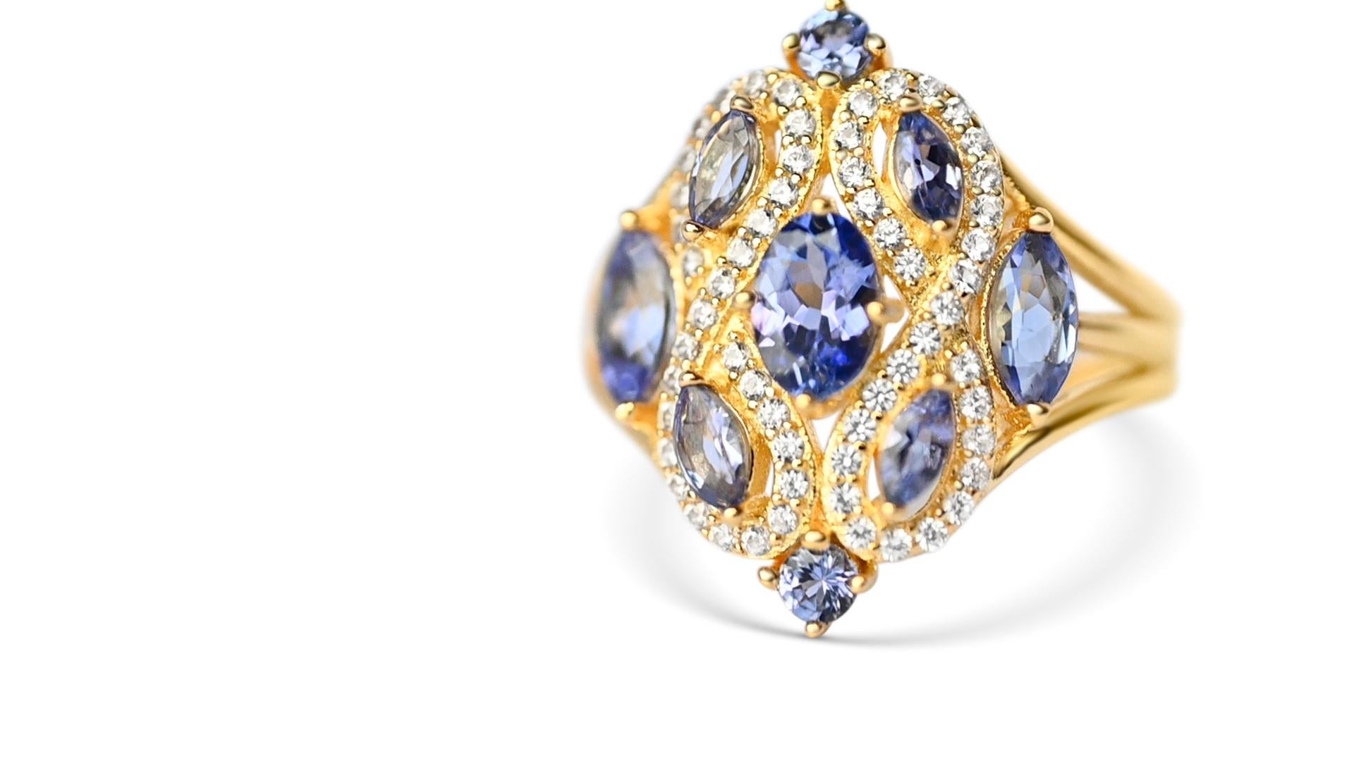 Art Nouveau Anello di tanzanite naturale in argento 925 placcato oro con pietra di dicembre in vendita