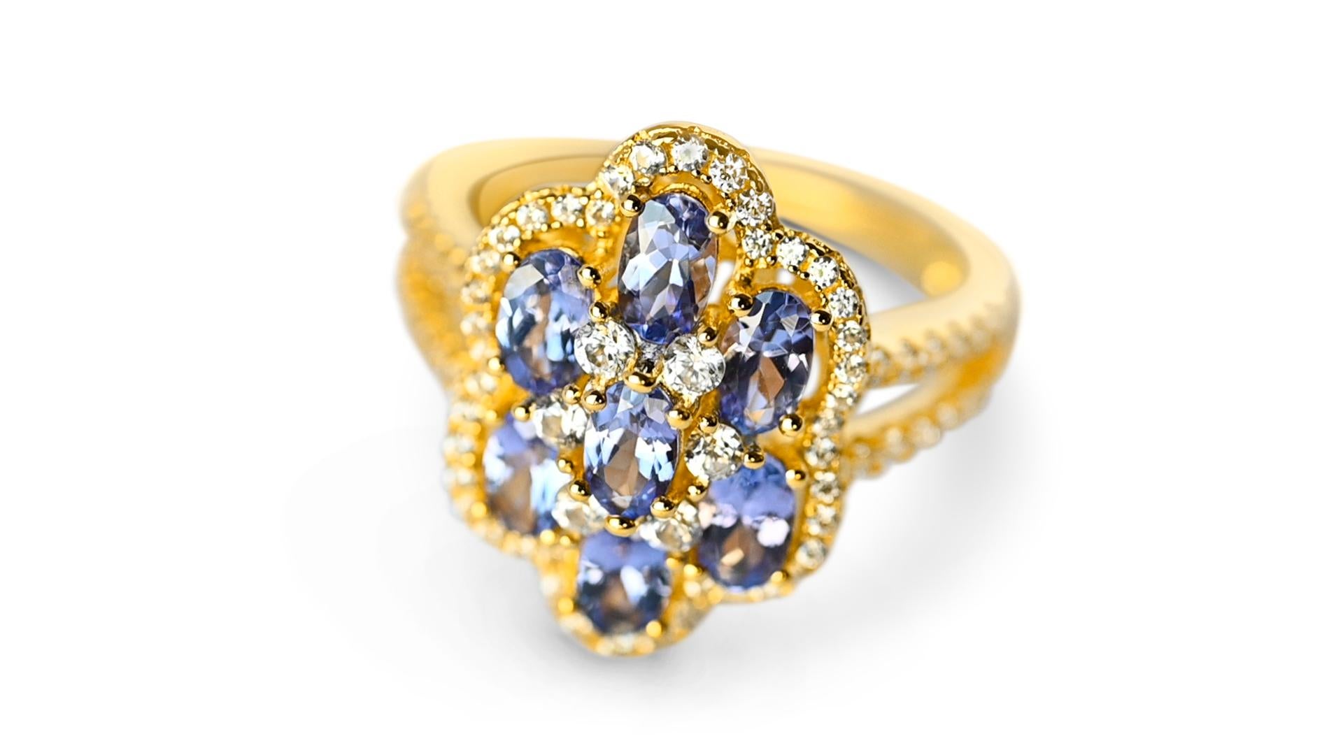 Tanzanite 18k Gold Yellow  18 K 1MMROSE METAL PLATED  Women's Rings 4.82cts In New Condition For Sale In New York, NY