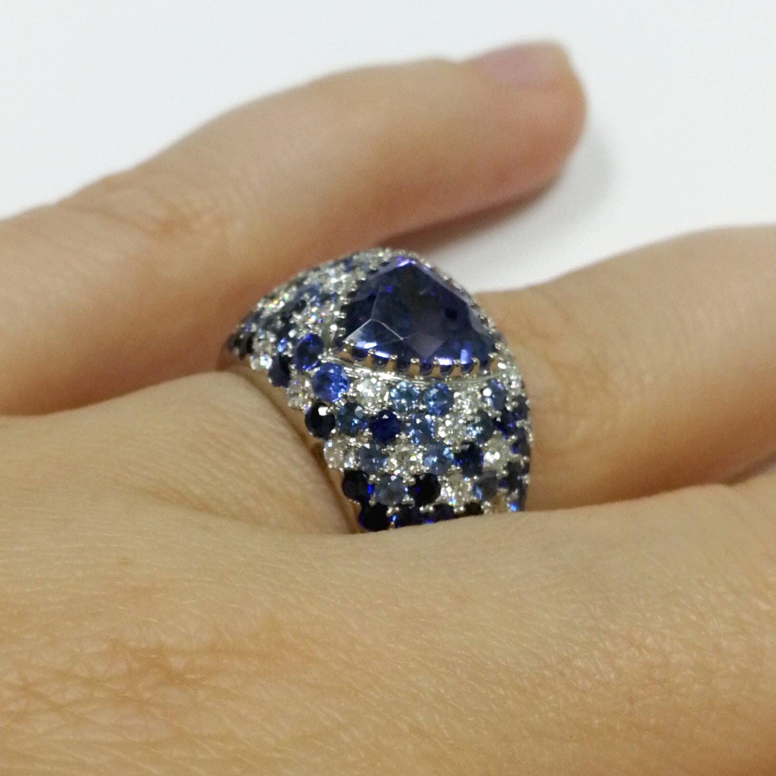 For Sale:  Tanzanite 2.80 Carat Diamonds Blue Sapphires White 18 Karat Gold Riviera Ring 5