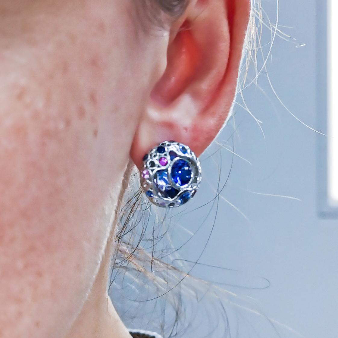 Tanzanite 2.82 Carat Pink Blue Sapphires 18 Karat White Gold Bubble Earrings For Sale 3