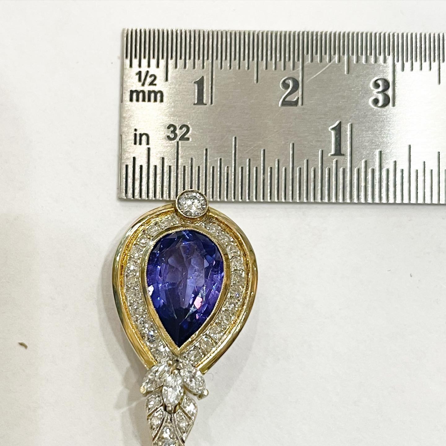 Tanzanite 3.5 Carat Pear Cut Diamond 18k Yellow and White Gold Pendant In Good Condition For Sale In Pamplona, Navarra