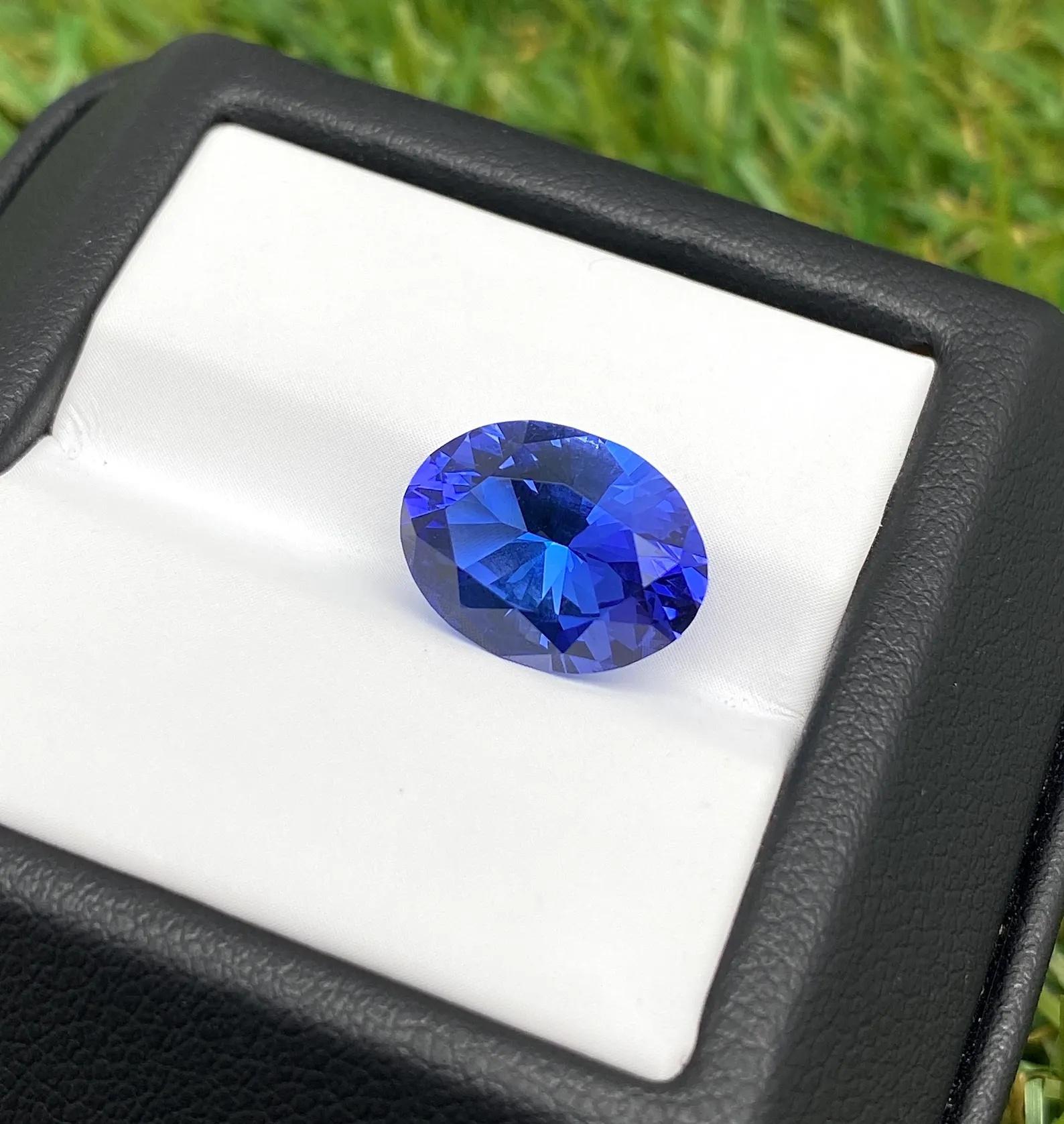 Tansanit 5.52Ct Natürlicher Edelstein, Oval, 12.88x9.71x6.59mm, Tansania, zertifiziert (Ovalschliff) im Angebot