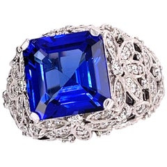 Goldring mit Tansanit 7,0 Karat und Diamant