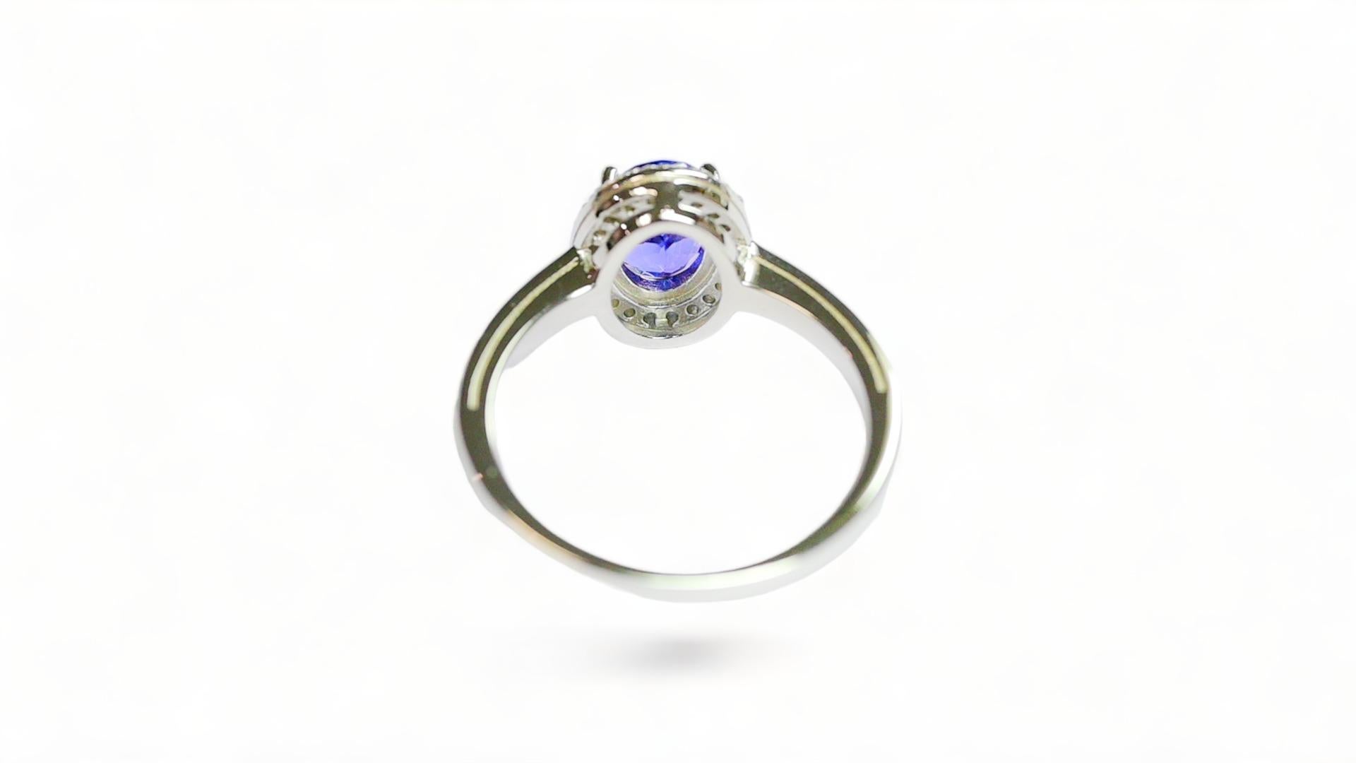 Modern Tanzanite 925 Silver Rhodium Metal Platted Women's Rings1.25cts For Sale