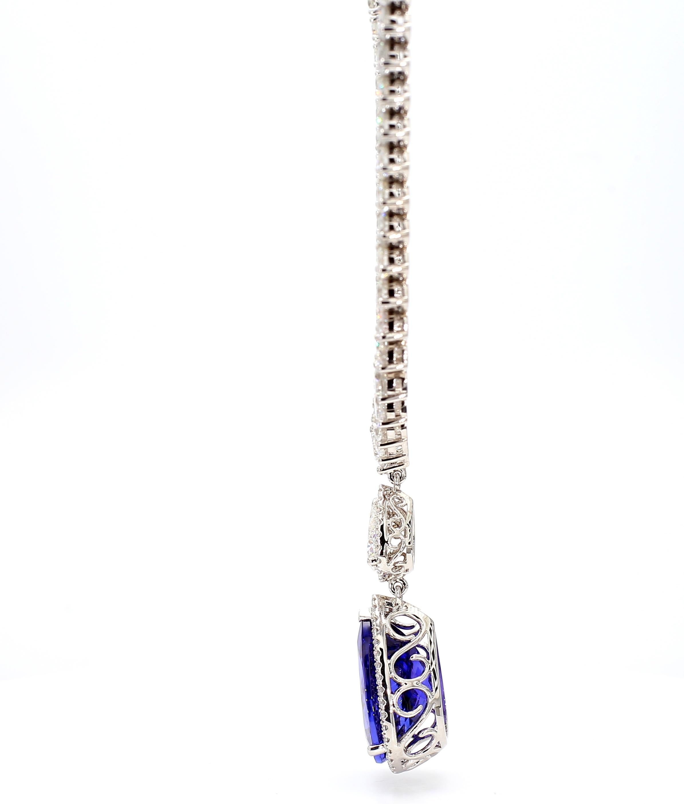 Taglio a goccia Tanzanite AAA Deluxe 34,44 Carati Collana Tennis Graduata 18 Oro Whiting in vendita