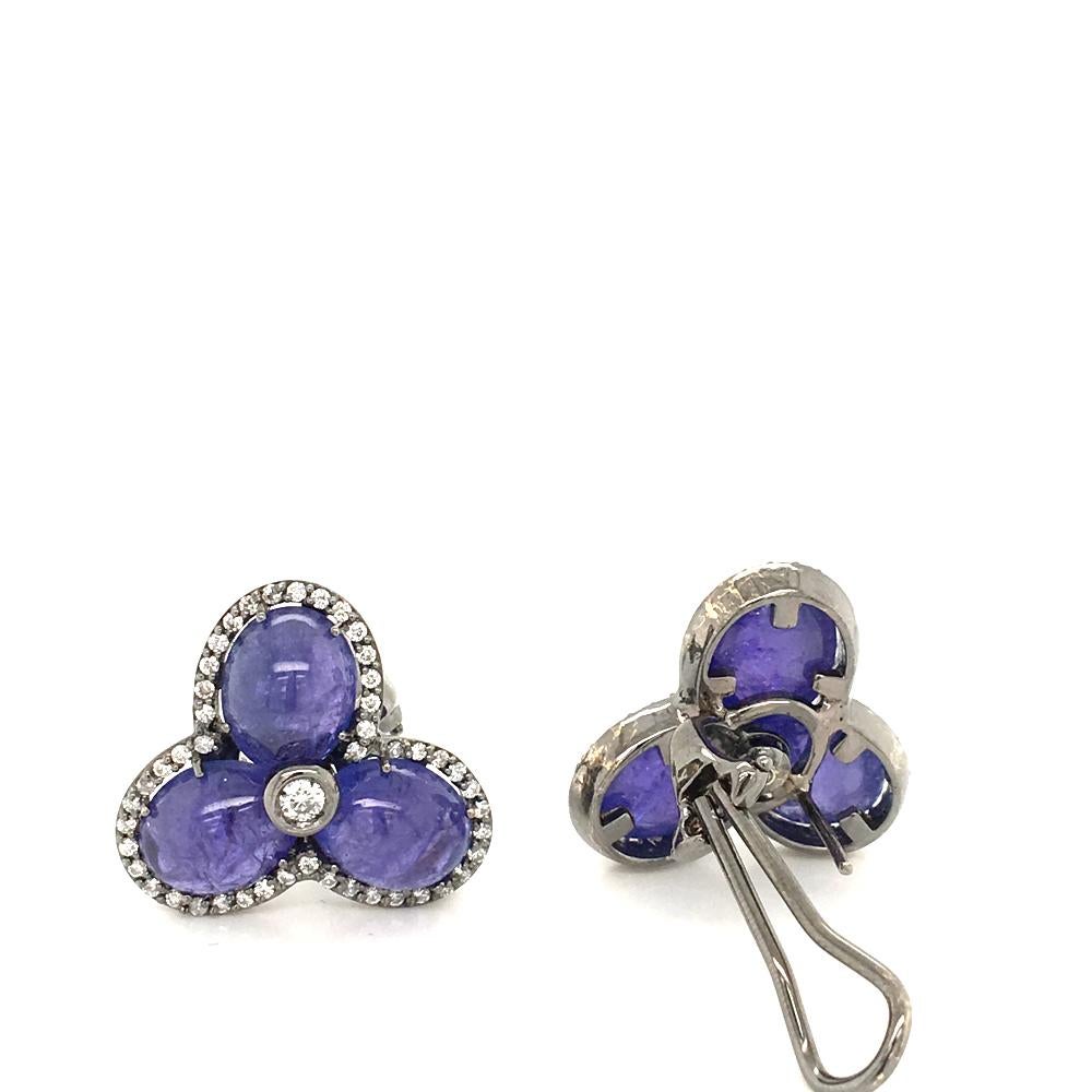 Tanzanite and 0.78 Diamond Clip Earrings On White Gold Italy with box In New Condition For Sale In MIlan, IT