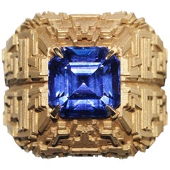 Tanzanite and 18 Karat Gold Ring