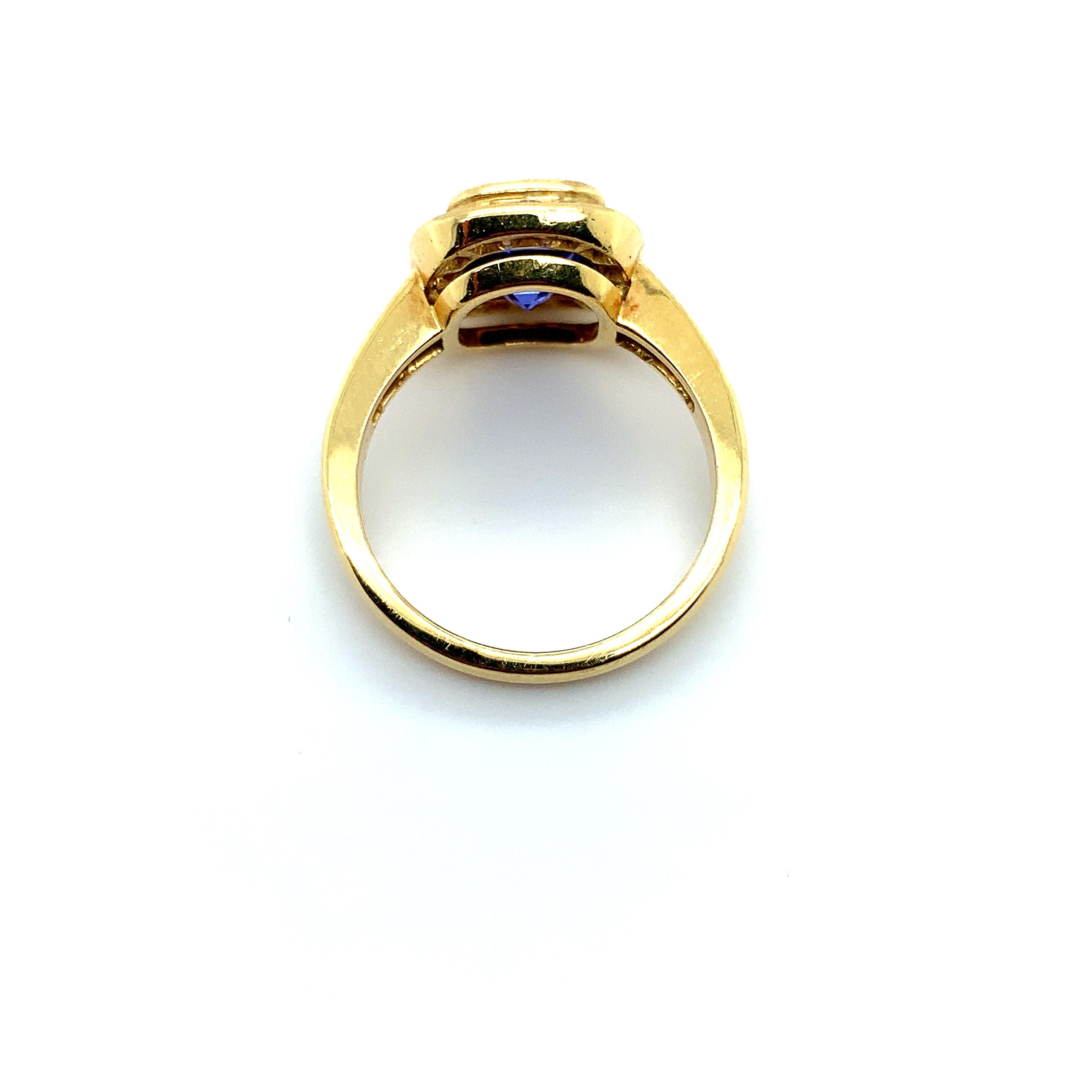 Anillo cóctel art déco tanzanita y diamantes oro amarillo 18k Corte cojín en venta