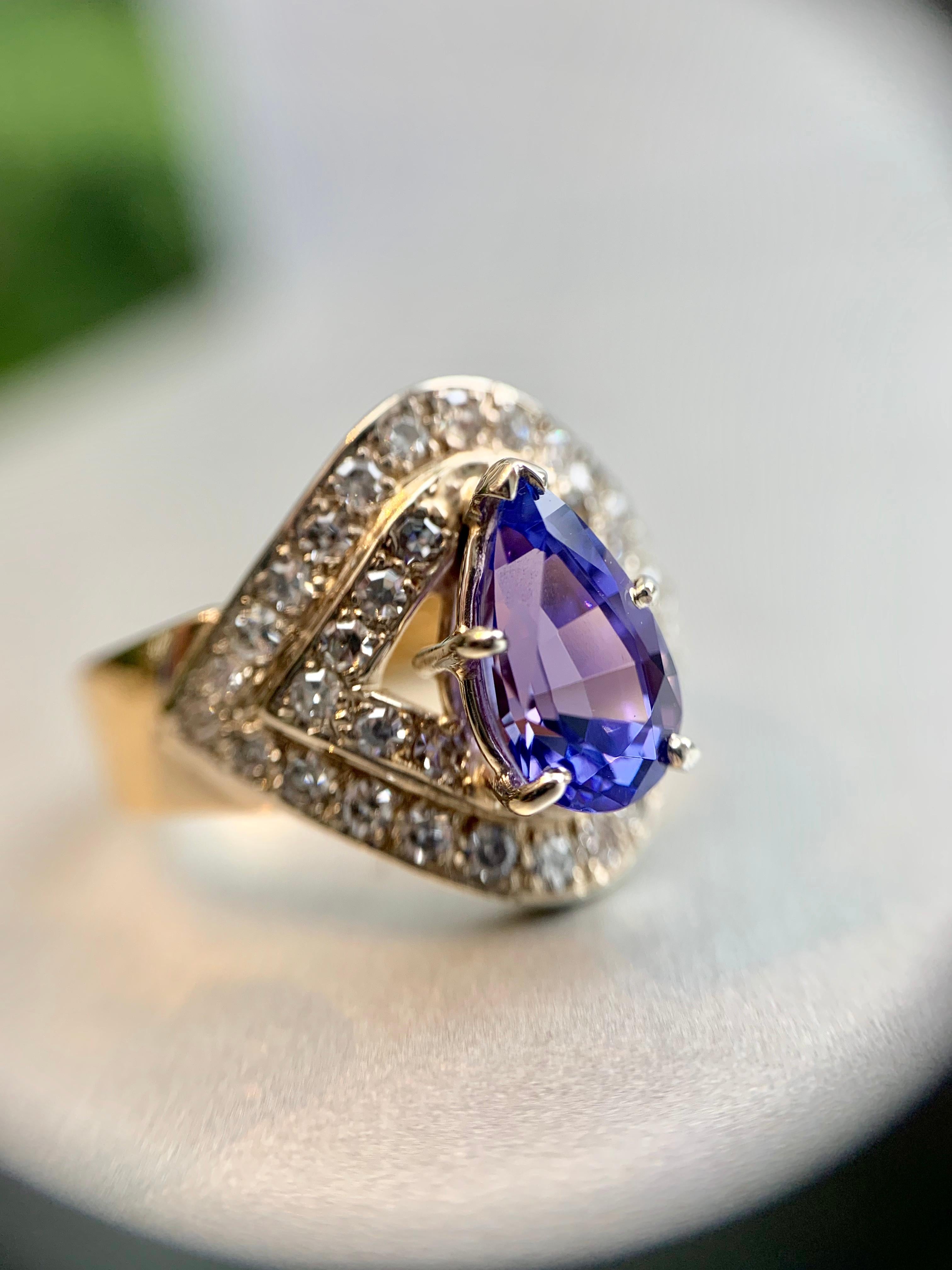 Tanzanite and Diamond Art Deco Style Gold Ring For Sale 5