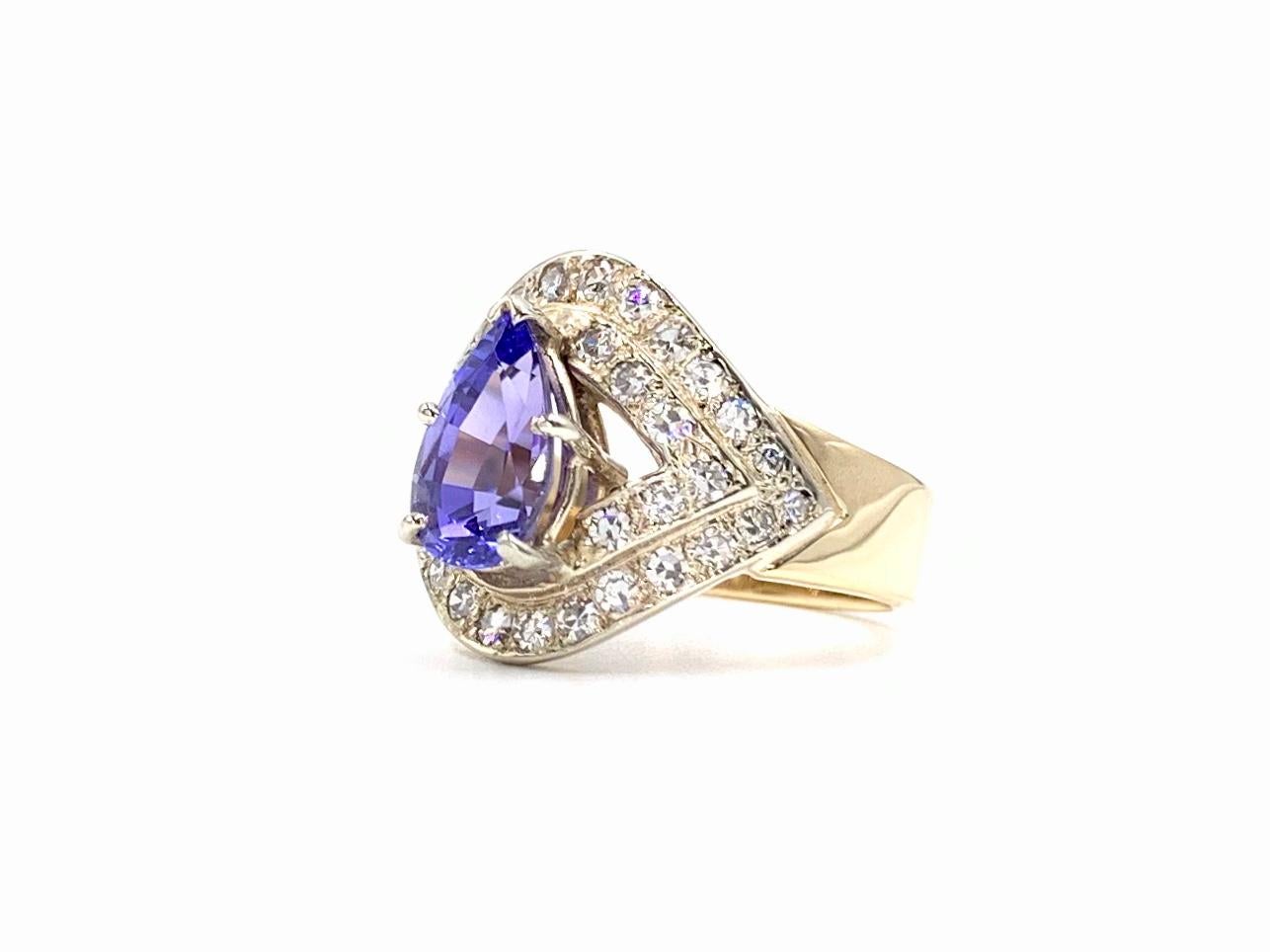 Women's or Men's Tanzanite and Diamond Art Deco Style Gold Ring For Sale
