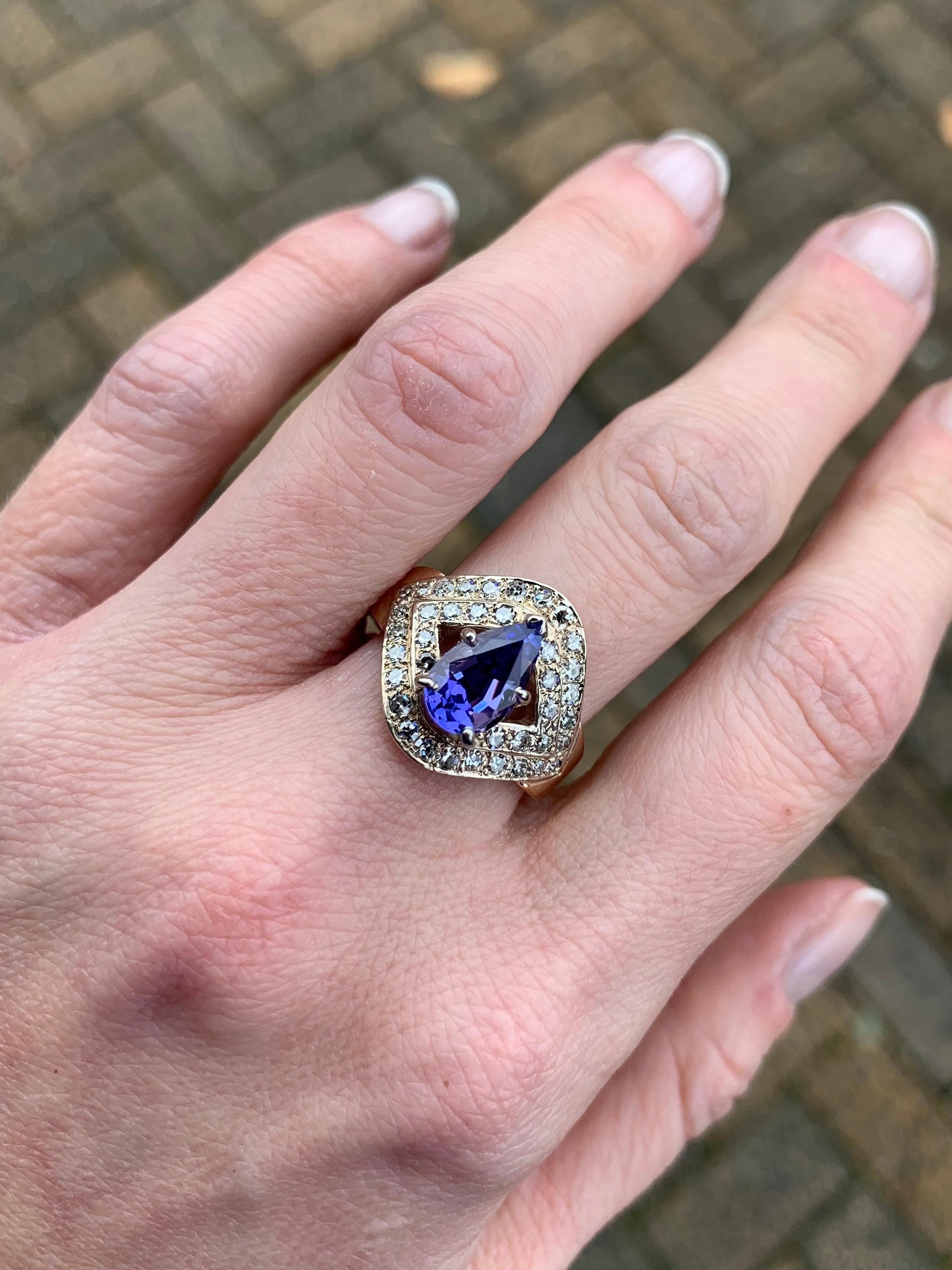 Tanzanite and Diamond Art Deco Style Gold Ring For Sale 2