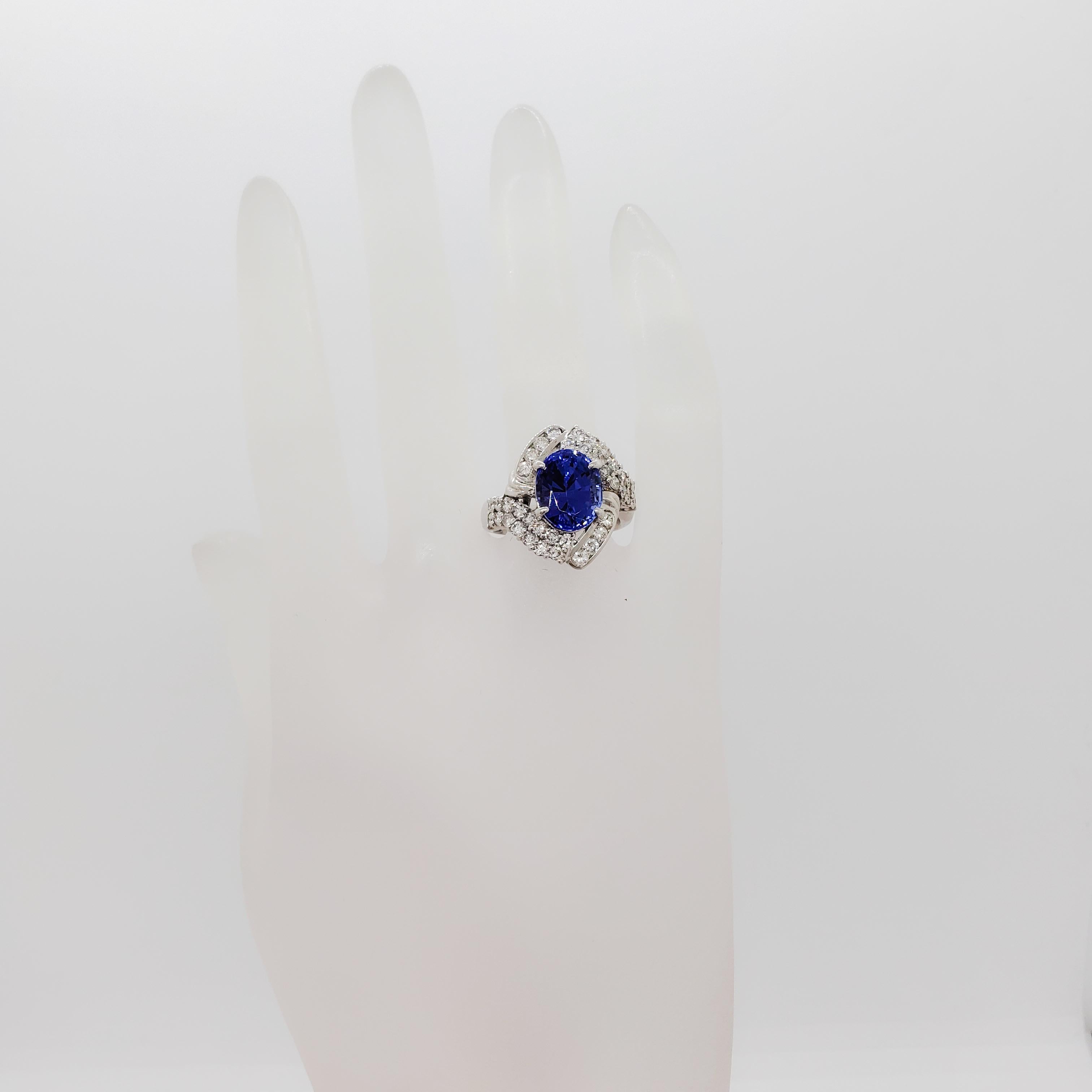 Tanzanite and Diamond Cocktail Ring in Platinum For Sale 1