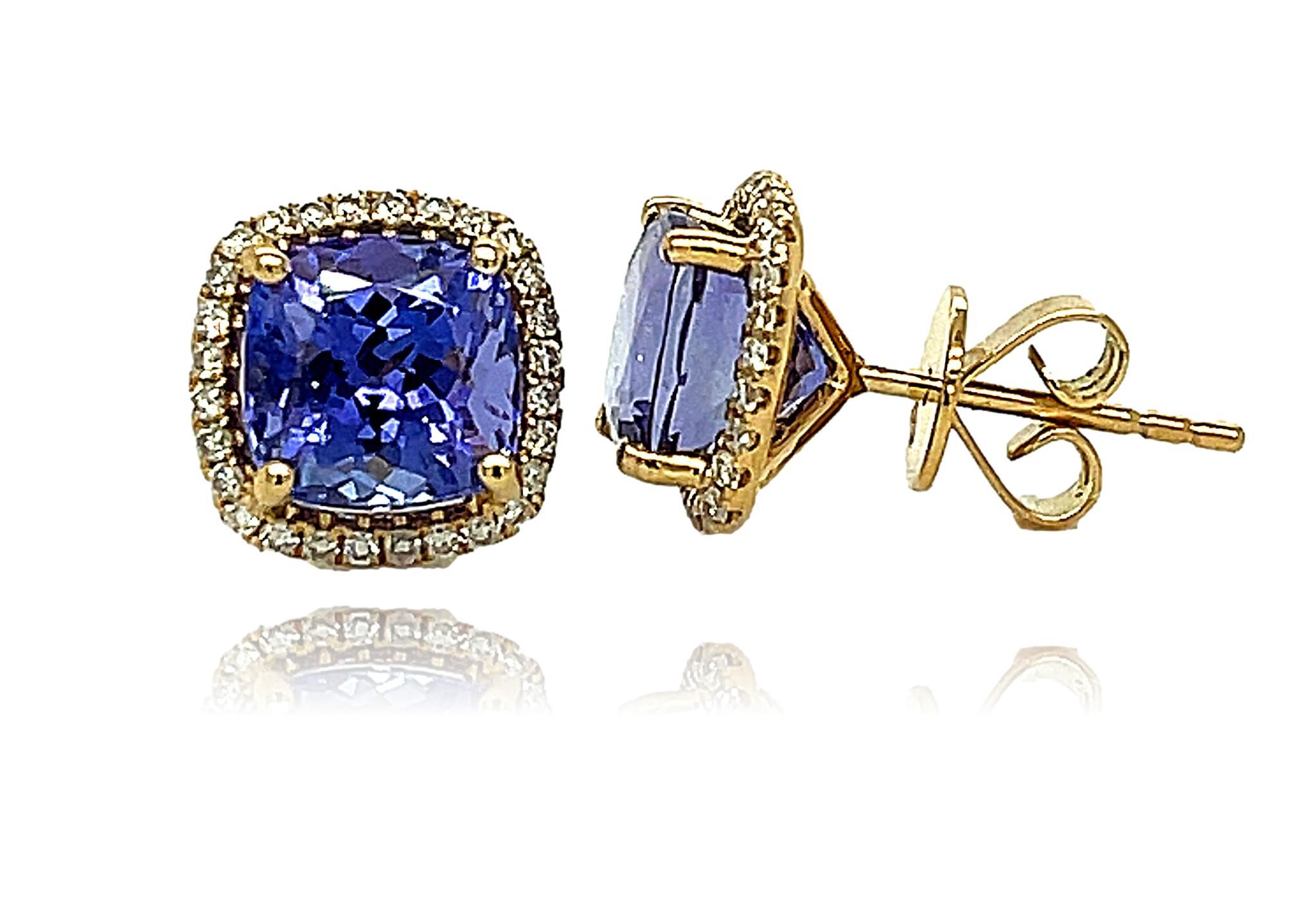Women's or Men's Cushion Tanzanite and Diamond 18KY Gold Stud Earrings For Sale