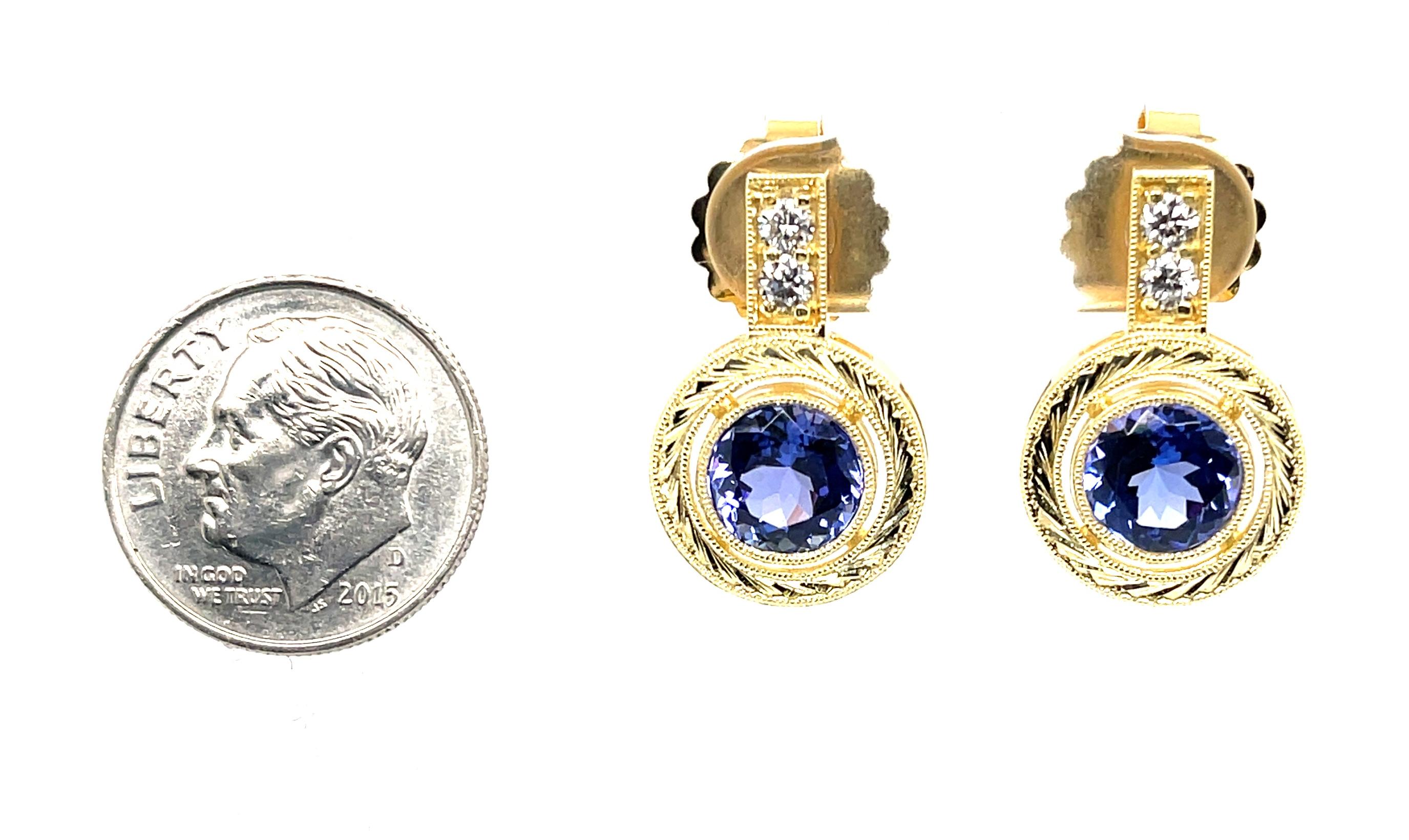 Women's Tanzanite and Diamond Drop Earrings in 18k Yellow Gold, 2.94 Carats Total For Sale