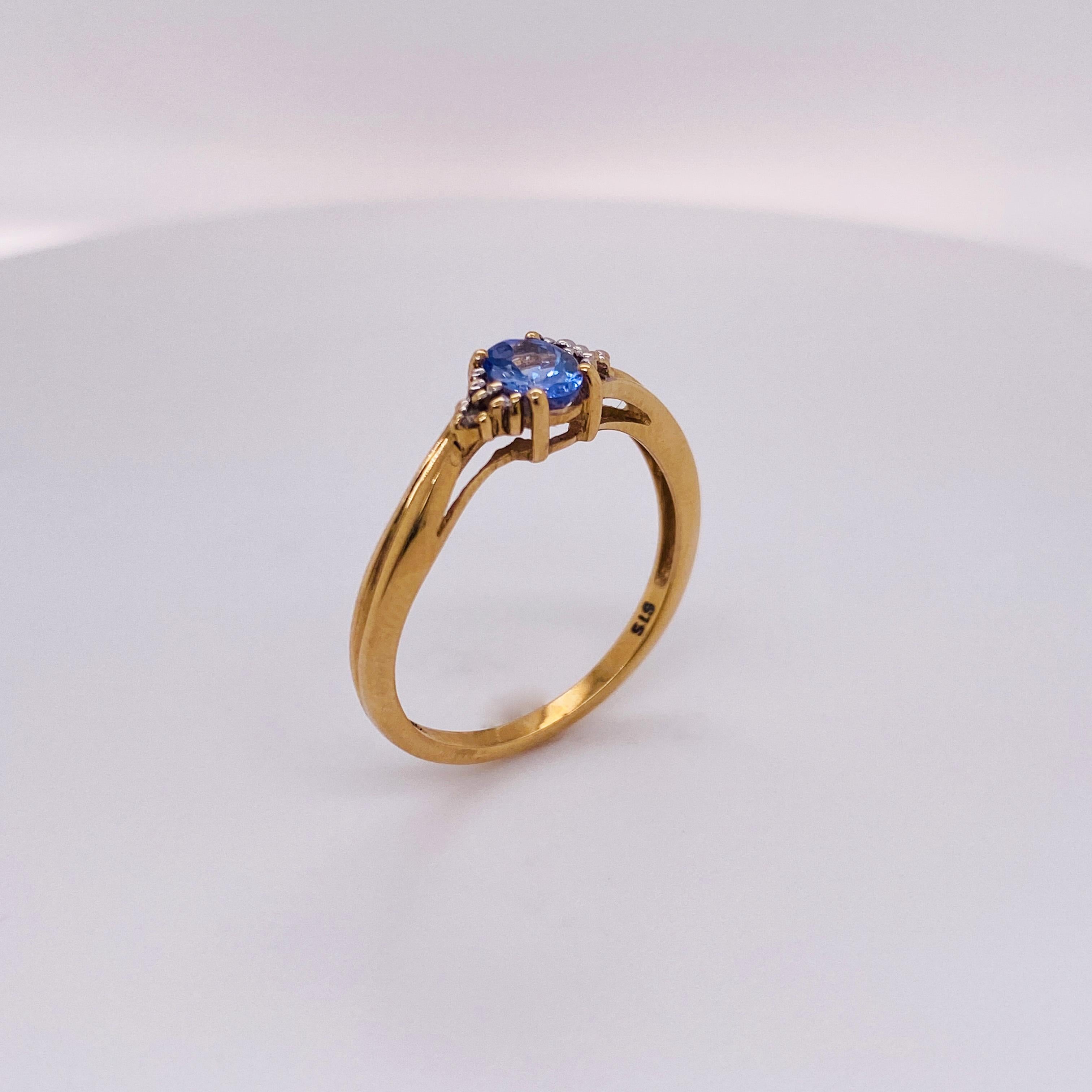 Modernist Tanzanite and Diamond Floral Ring 10k Yellow Gold, Blue Flower, 0.35 Carat Tanz