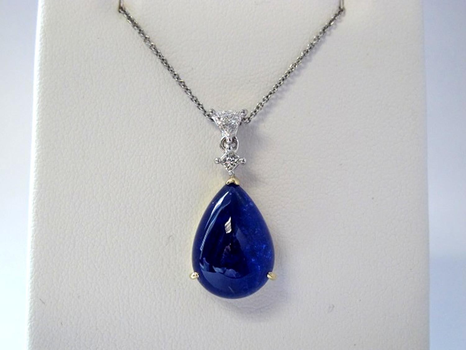 12 Carat Tanzanite Cabochon and Diamond Drop Necklace in Yellow and White Gold   For Sale 2