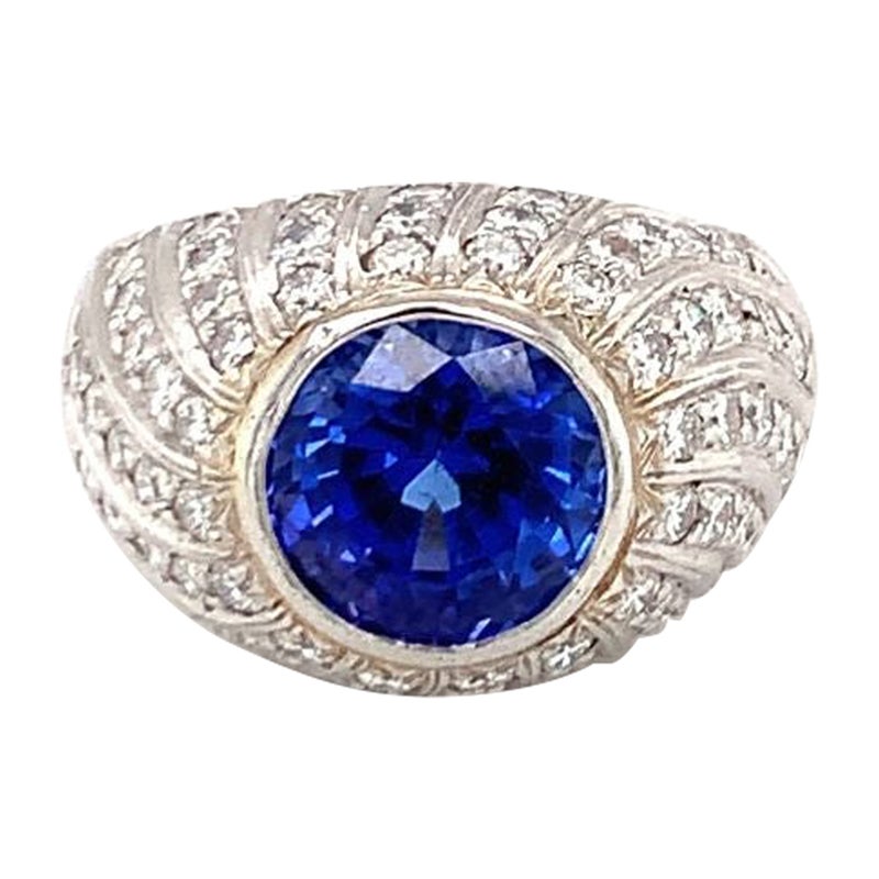 Anello in platino con tanzanite e diamanti, anni '70 circa
