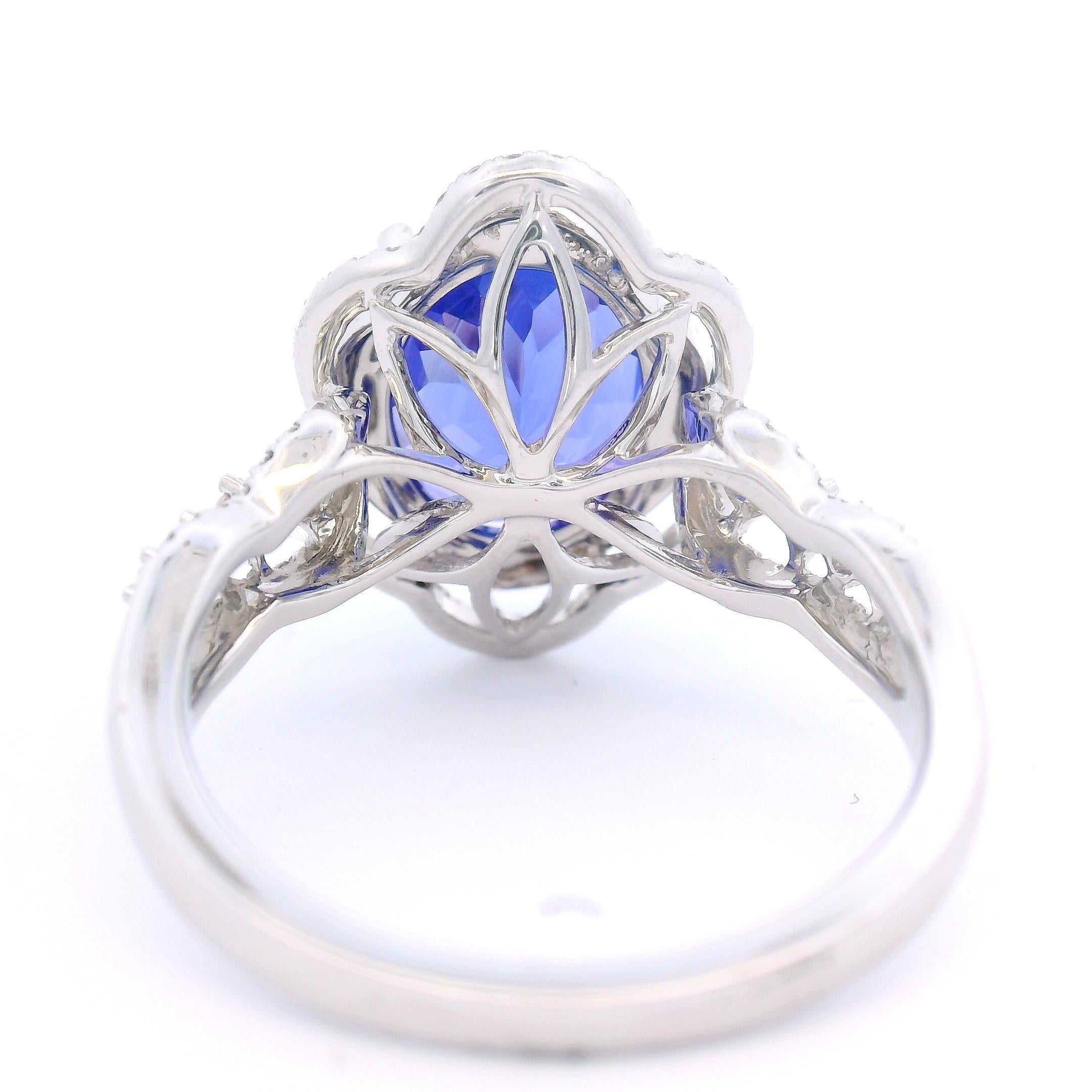 Tanzanite and Diamond Ring 4.30 Carat Oval in 14K White Gold Size 7 im Angebot 1
